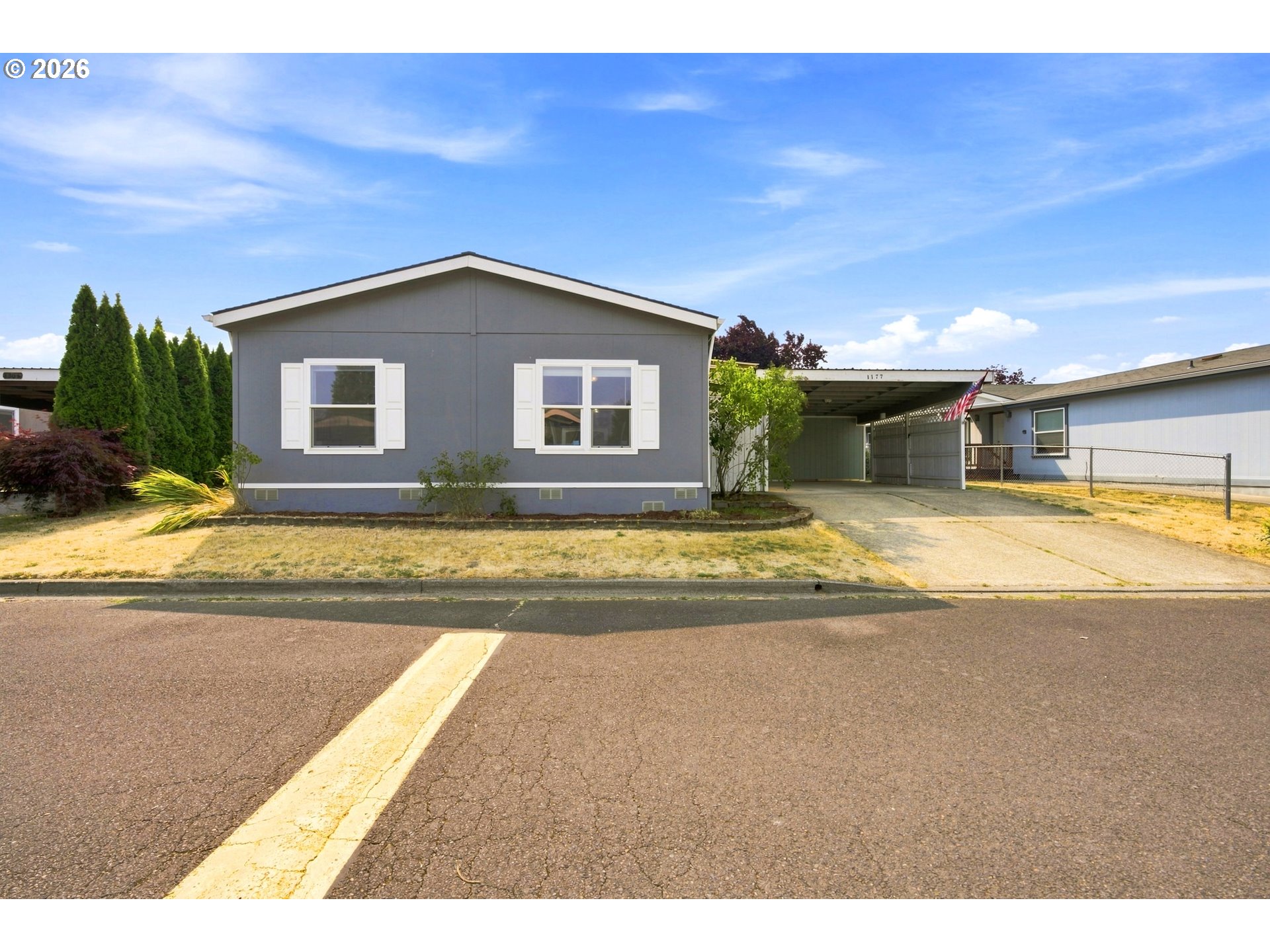 1177 Sw Emma Dr Property Photo 1