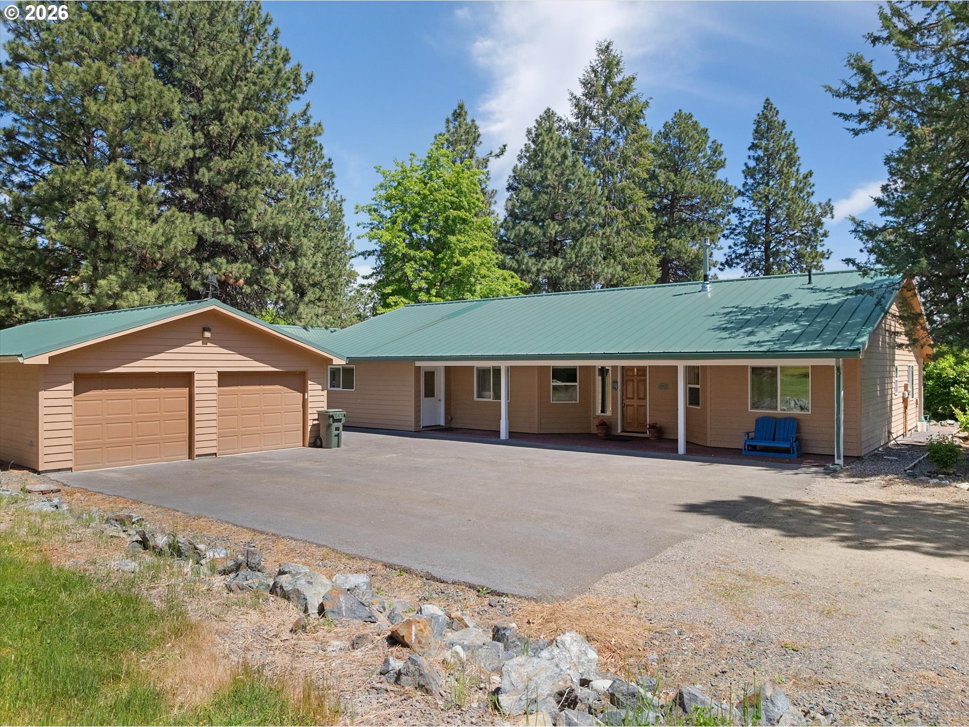 15229 Mill Creek Ln Property Photo 1