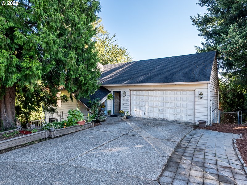 11896 SE KEHRLI DR