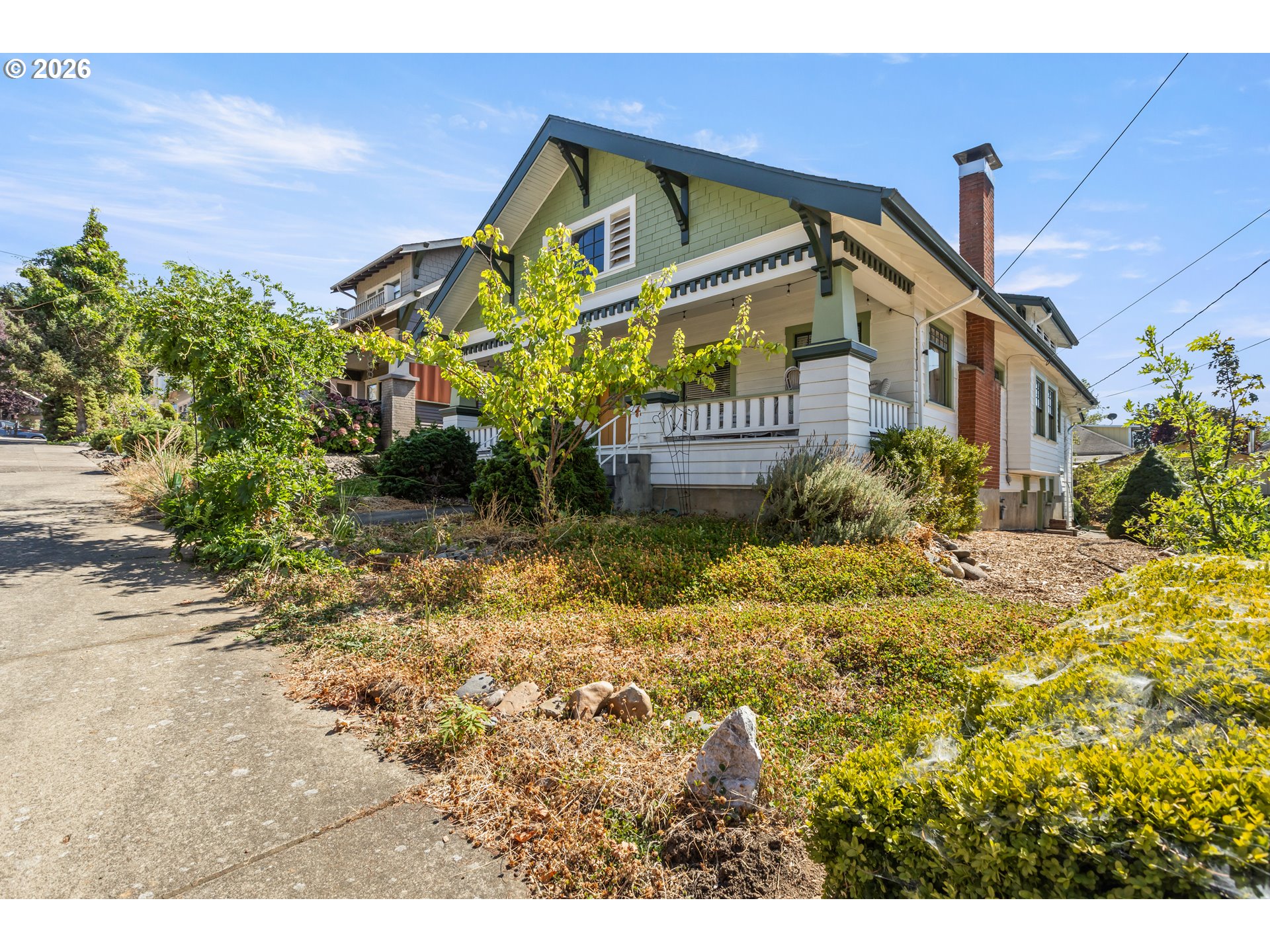 837 Se Blakeley Ave Property Photo 1