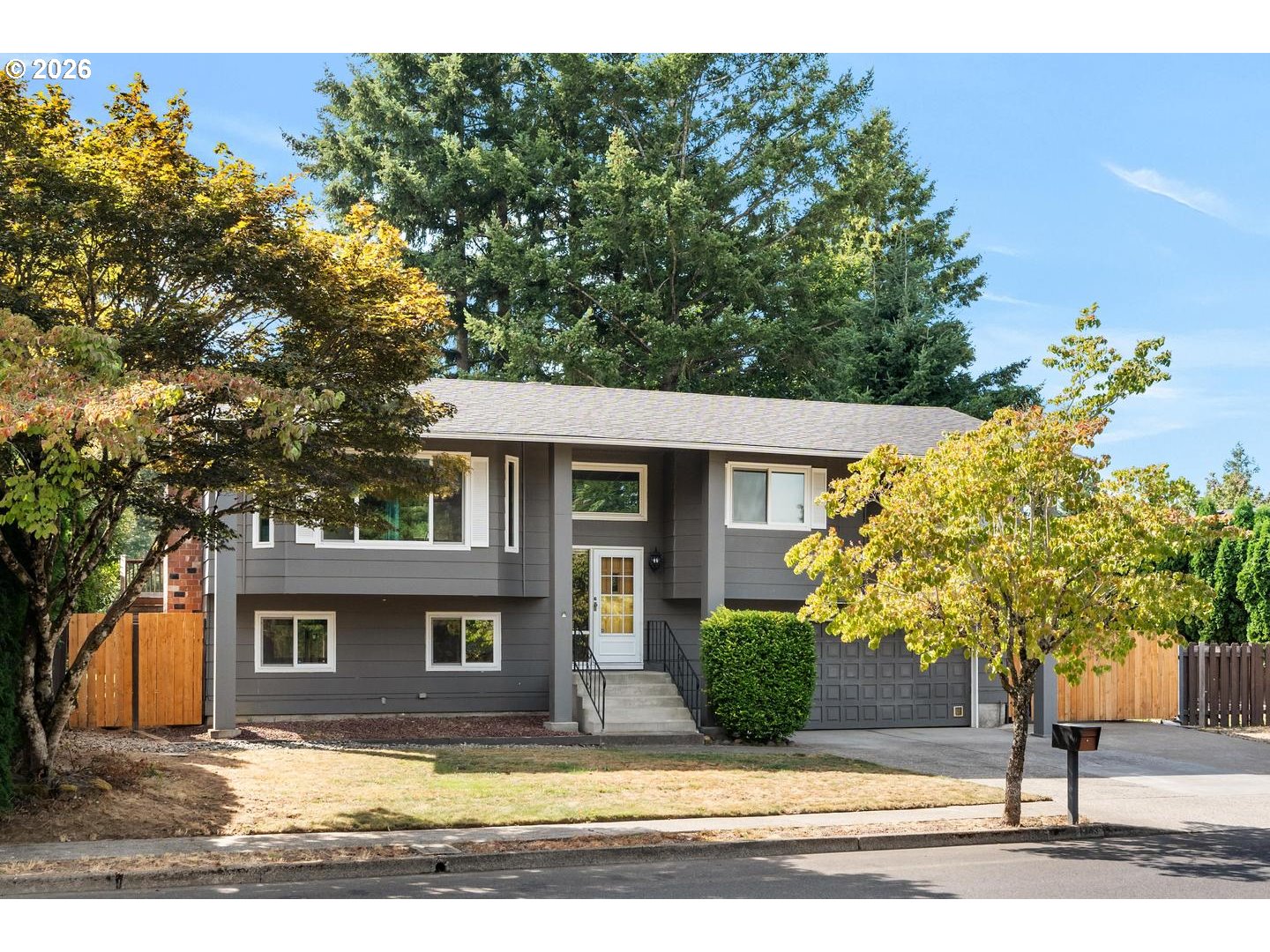 1343 SE WENDY AVE Property Photo 1
