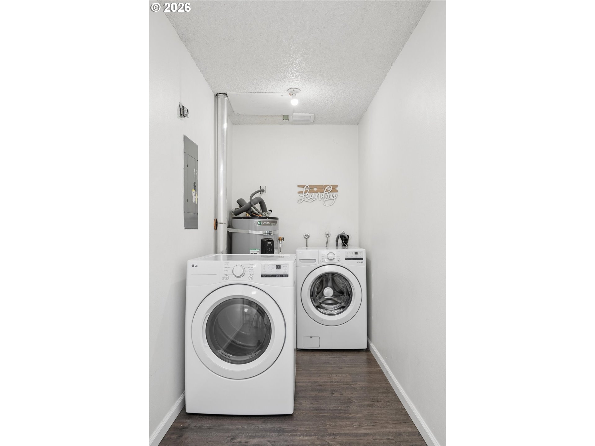 2727 Gateway St 24 Property Photo 12