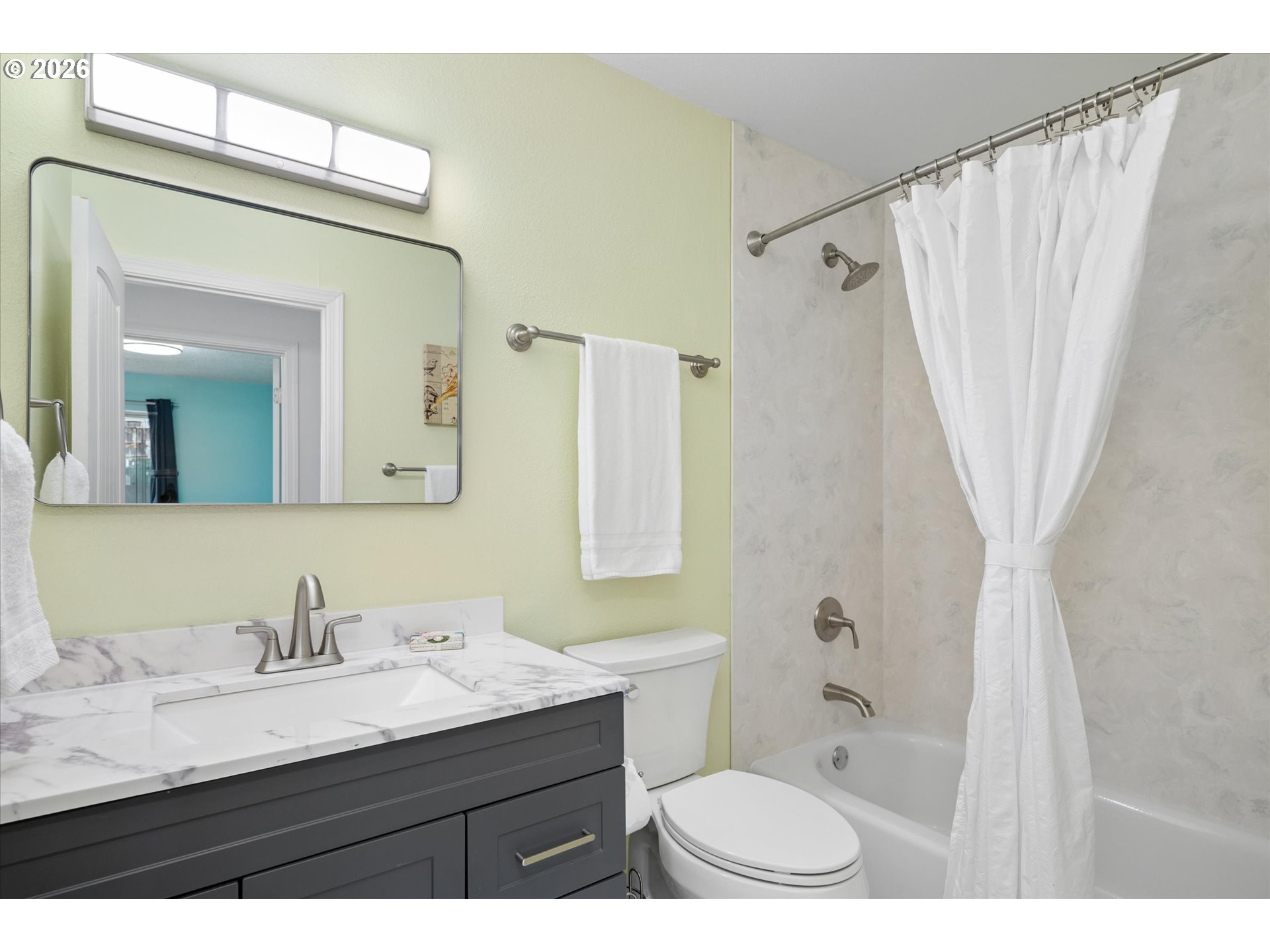 2727 Gateway St 24 Property Photo 17