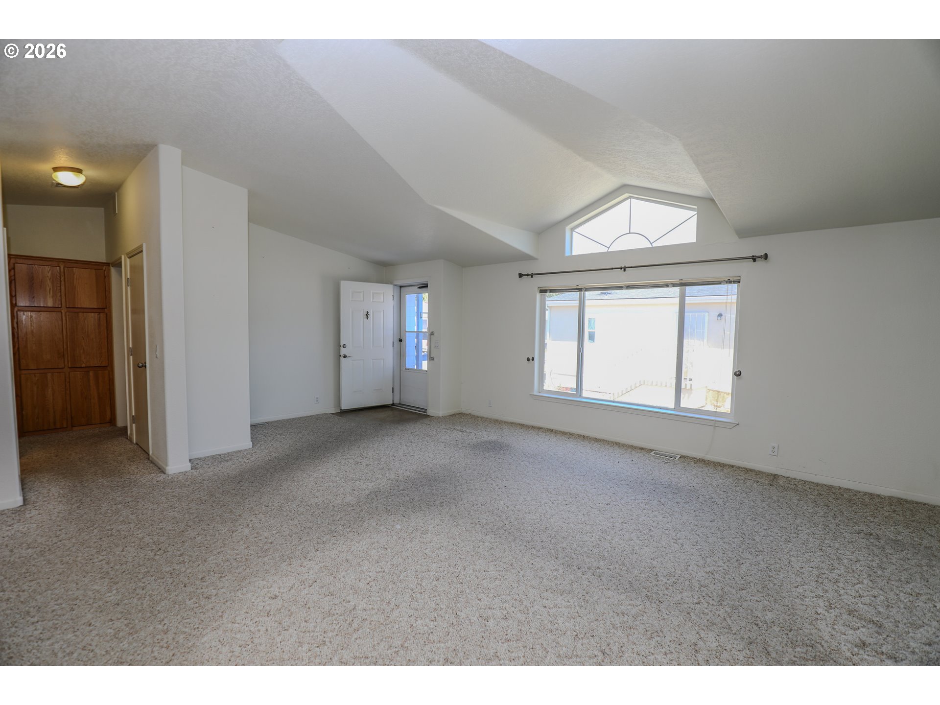 230 Owyhee Ln Property Photo 7
