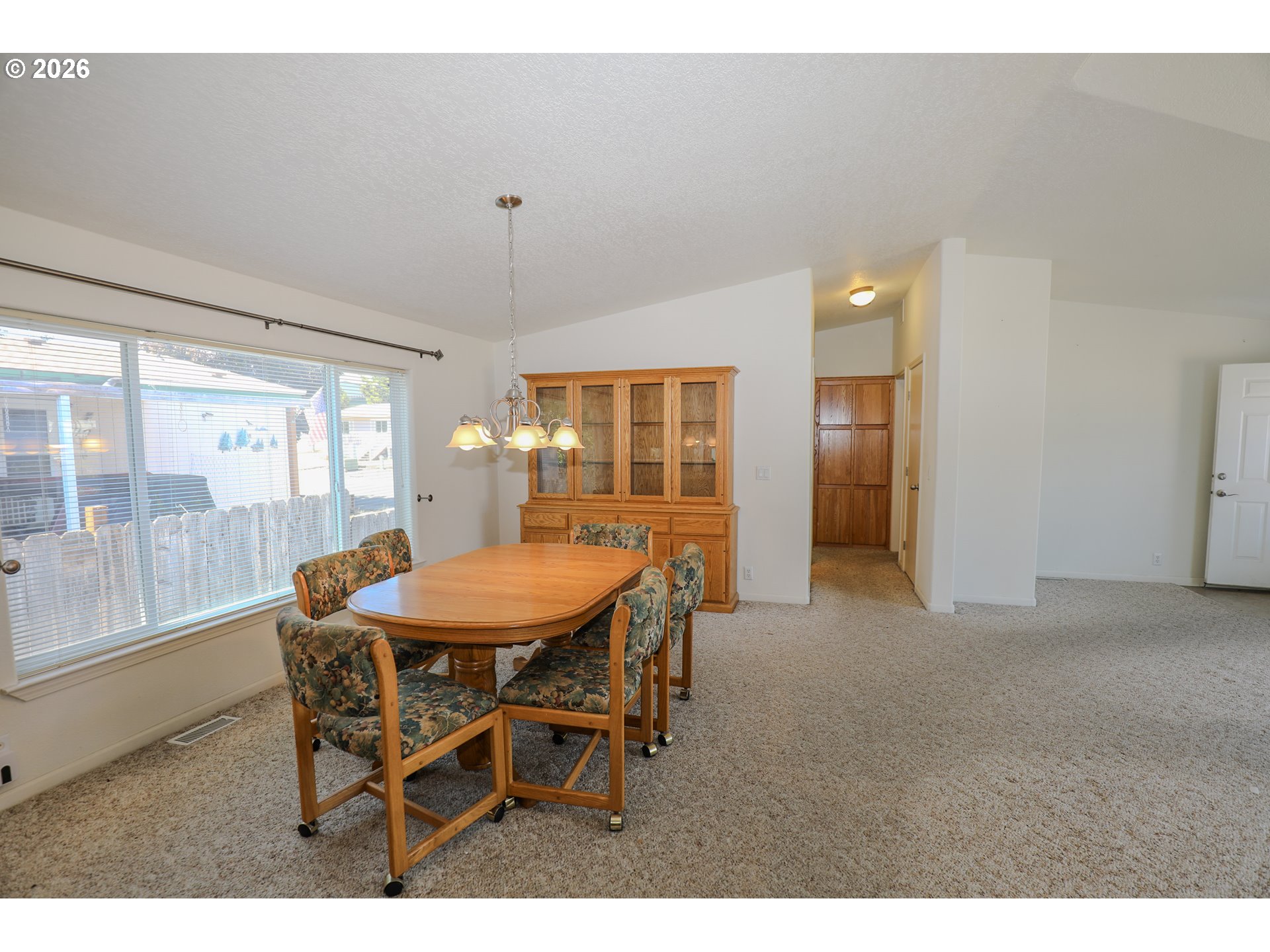 230 Owyhee Ln Property Photo 8