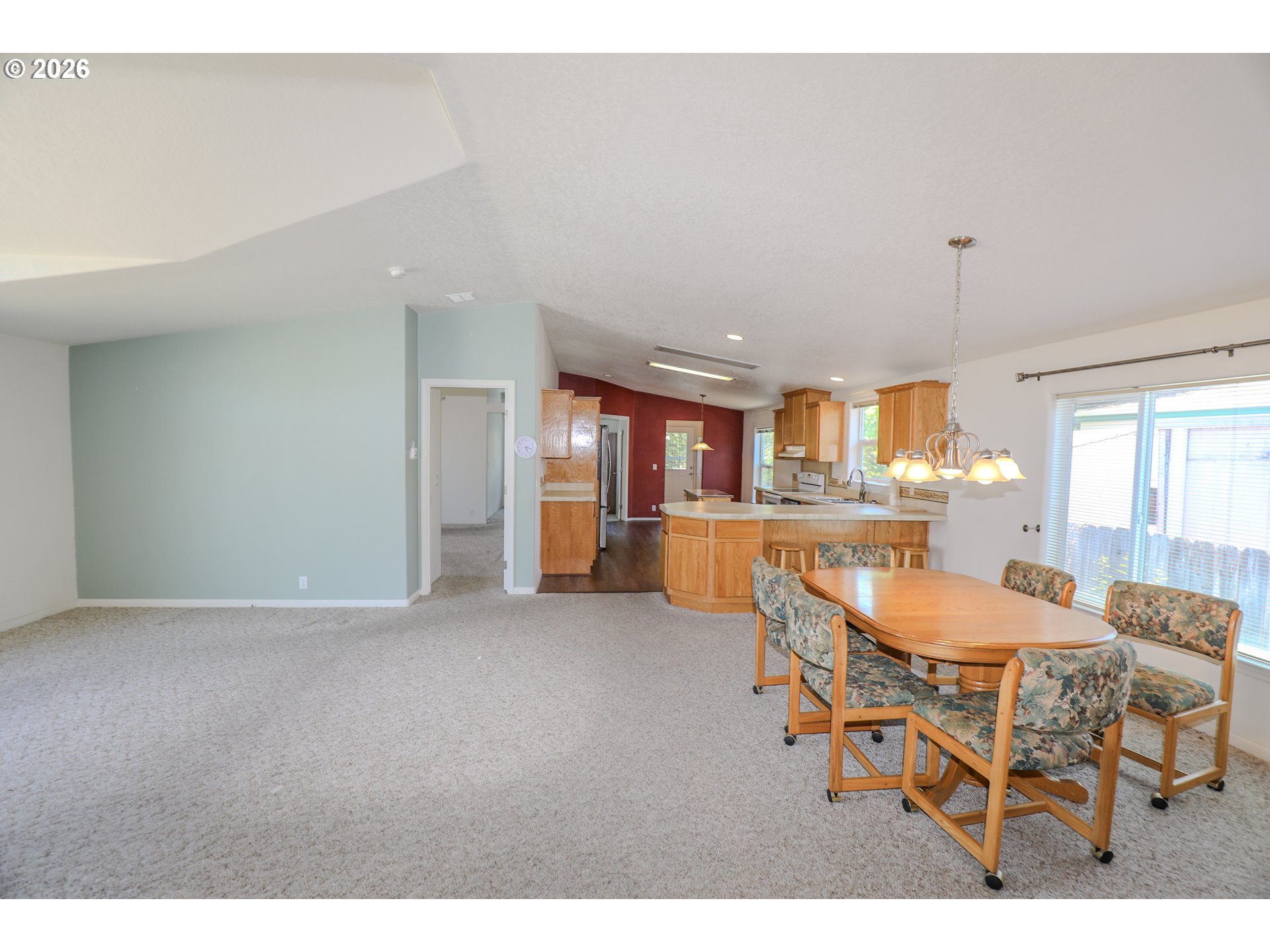 230 Owyhee Ln Property Photo 12