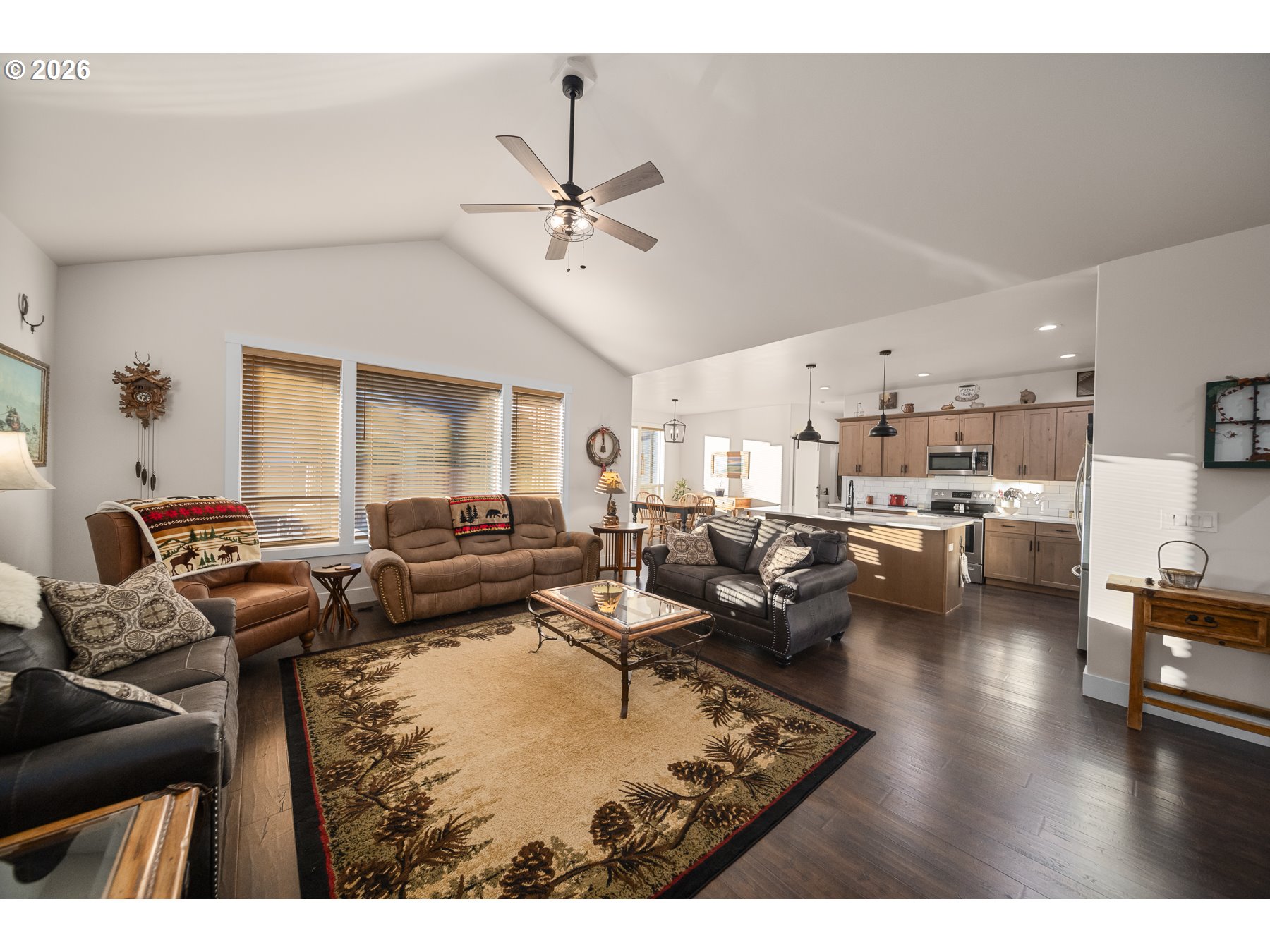 465 Se Sumner Dr Property Photo 4