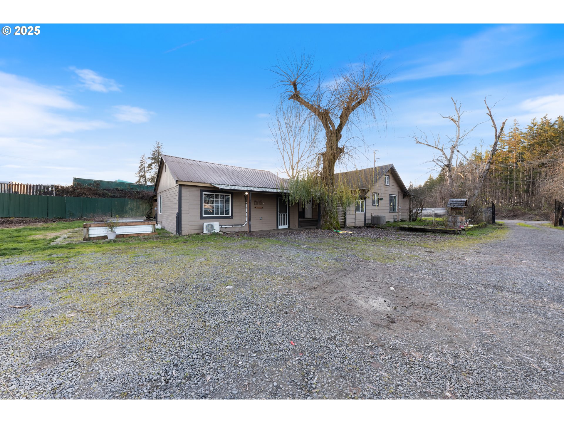 31778 S Hwy 213 Property Photo 1