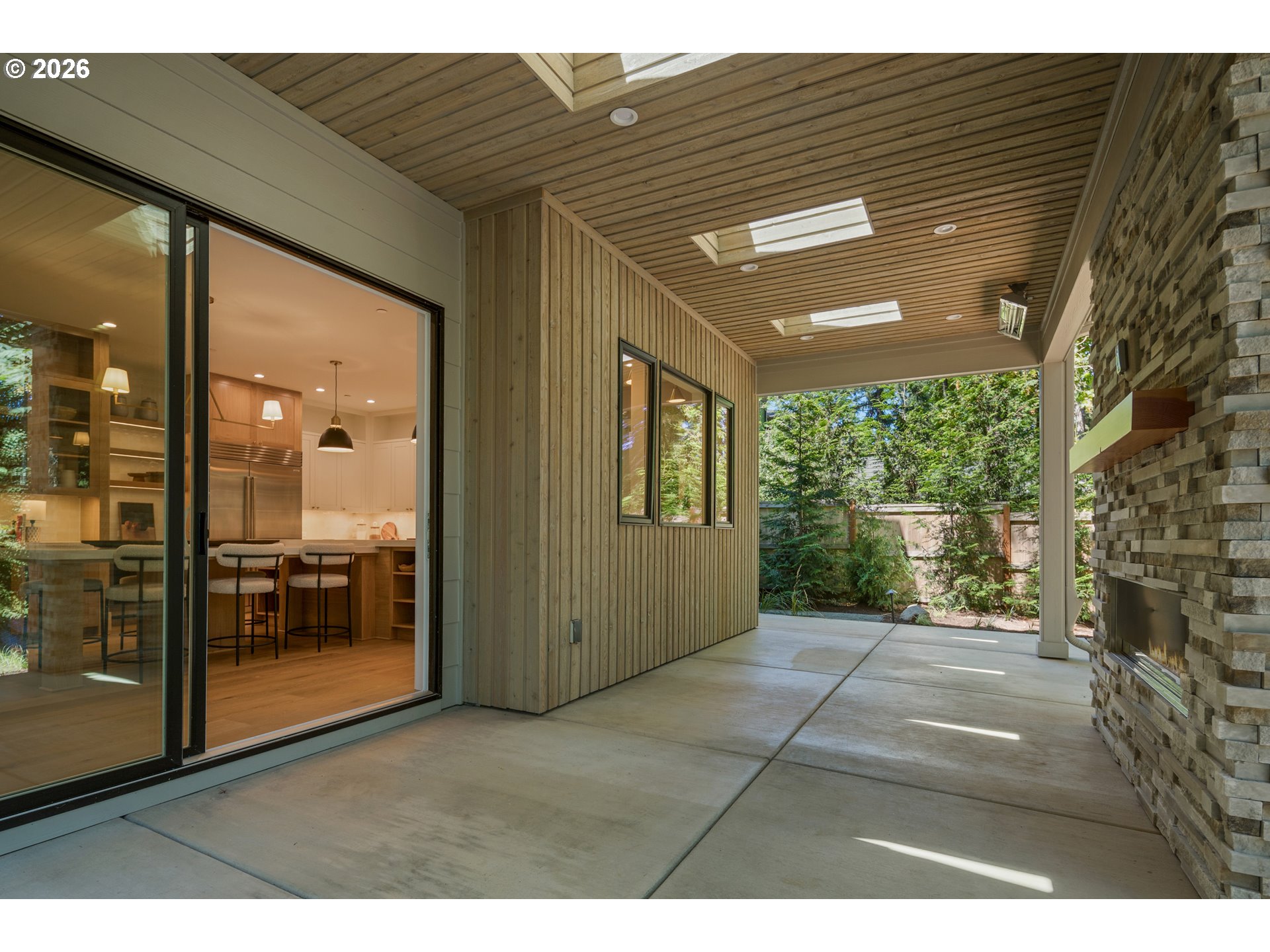 17950 Kelok Rd Property Photo 21