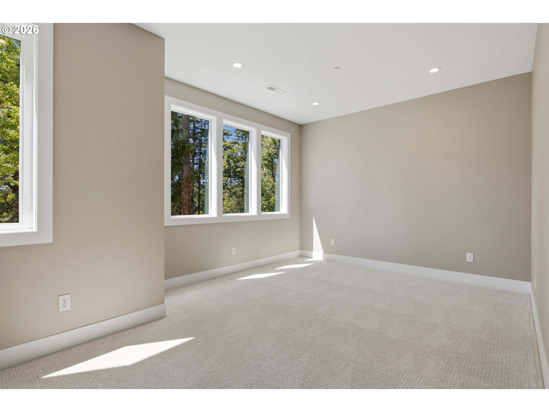 17950 Kelok Rd Property Photo 33
