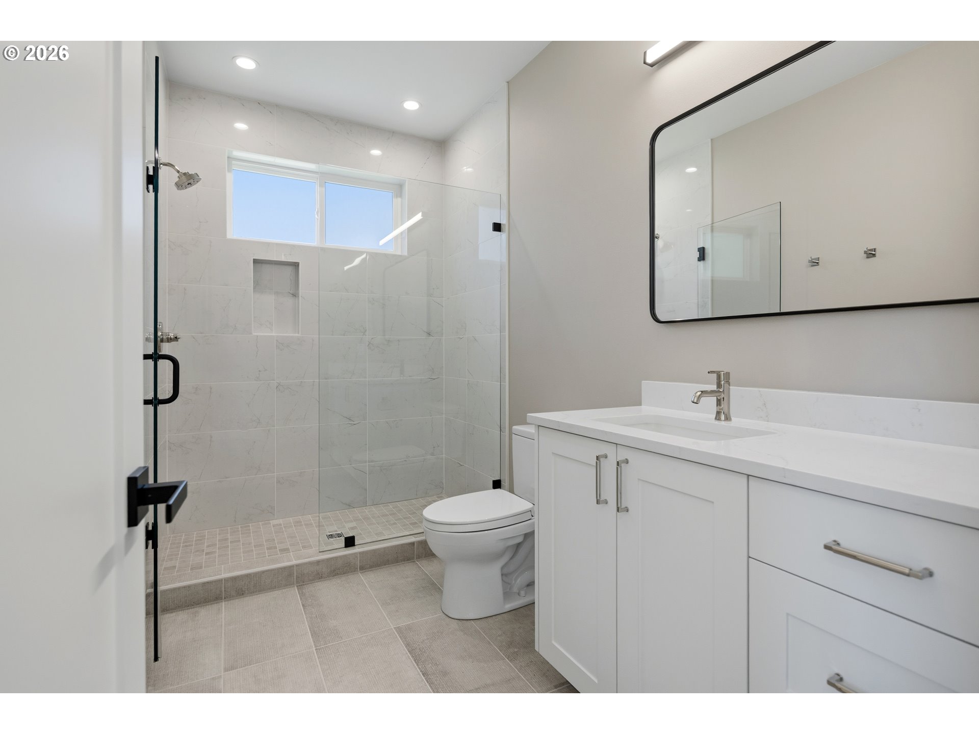 17950 Kelok Rd Property Photo 37