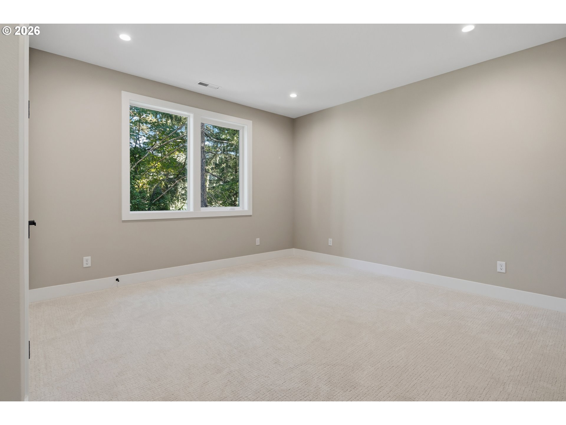 17950 Kelok Rd Property Photo 38