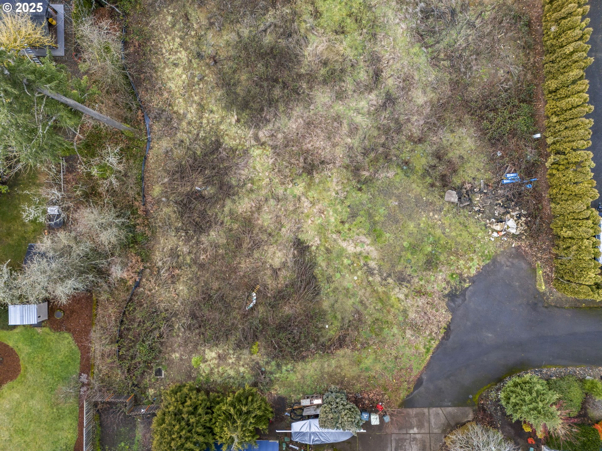10216 Nw Lee St Property Photo 2