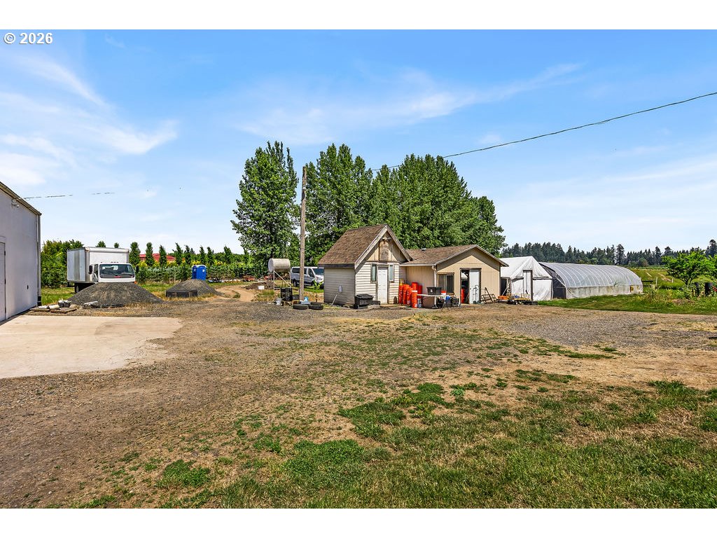 6637 Rochester St Property Photo 32