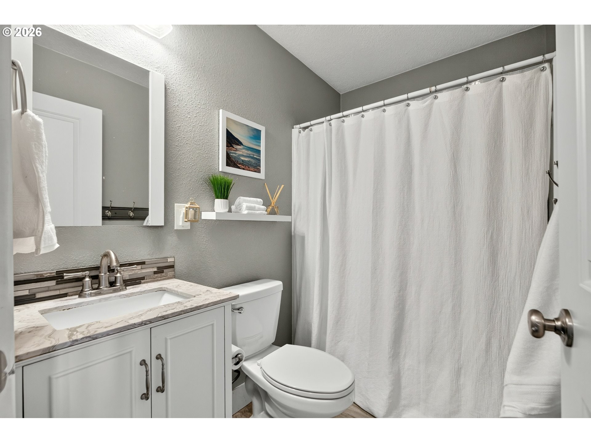 4553 Exeter St Property Photo 17