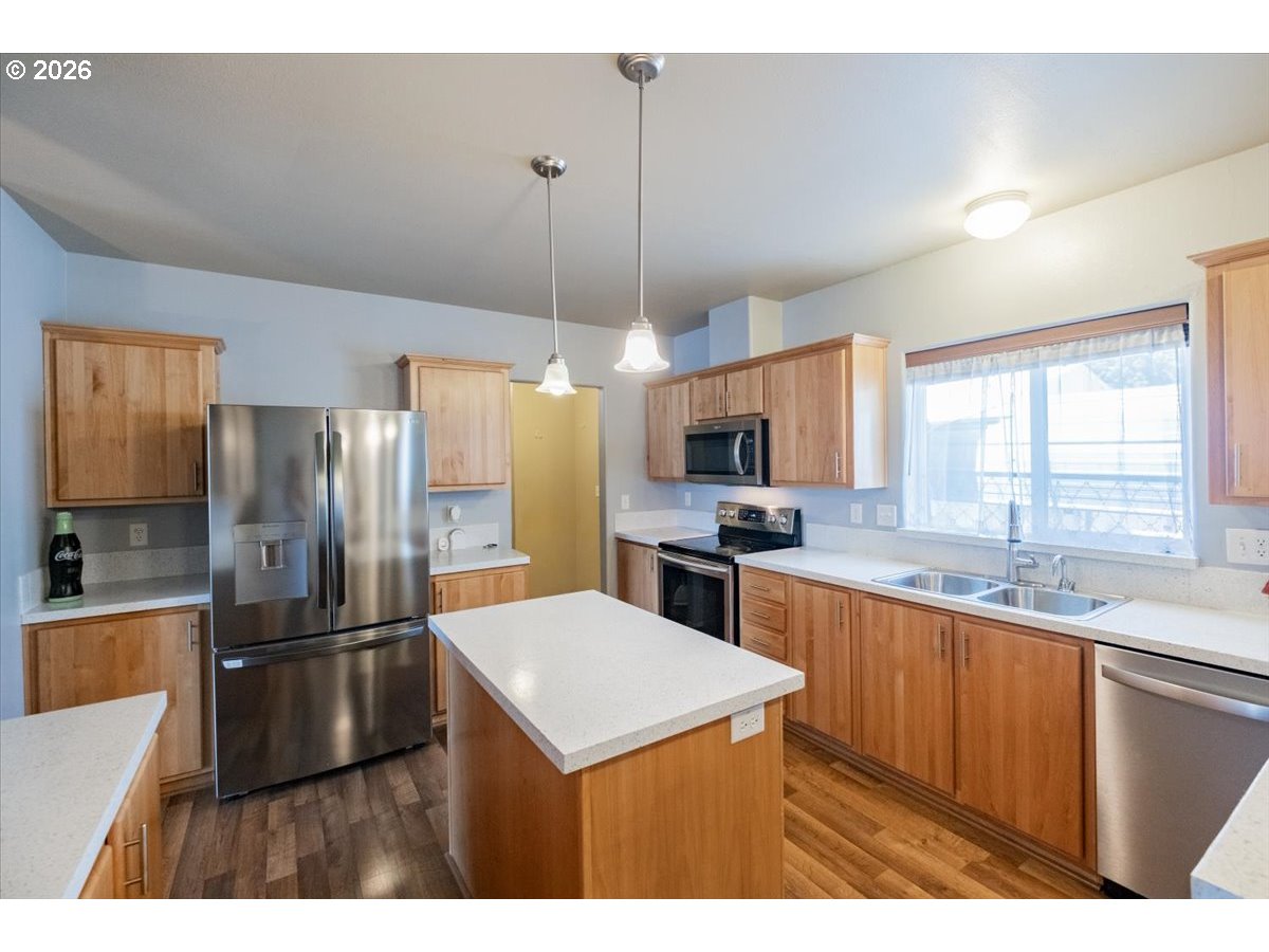 300 Se Lacreole Dr 212 Property Photo 14