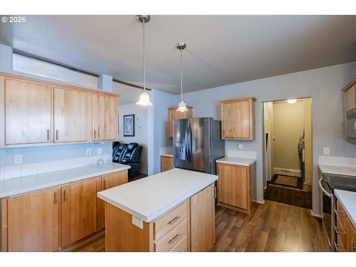300 Se Lacreole Dr 212 Property Photo 15