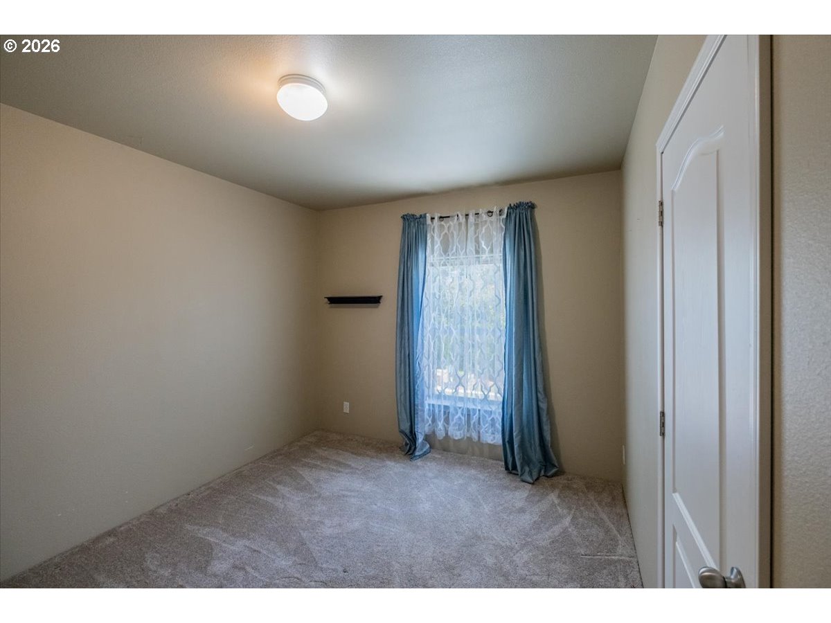 300 Se Lacreole Dr 212 Property Photo 25