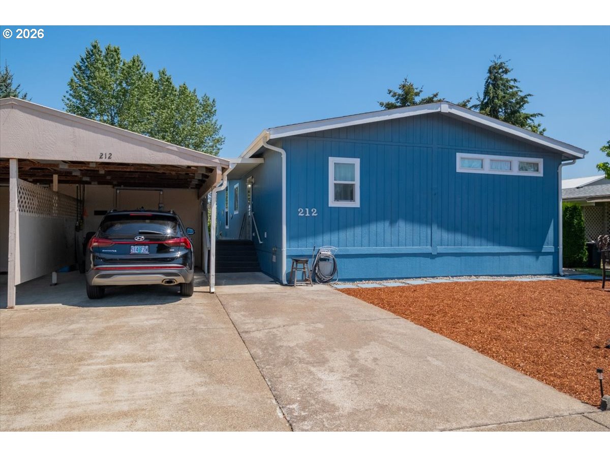 300 Se Lacreole Dr 212 Property Photo 29