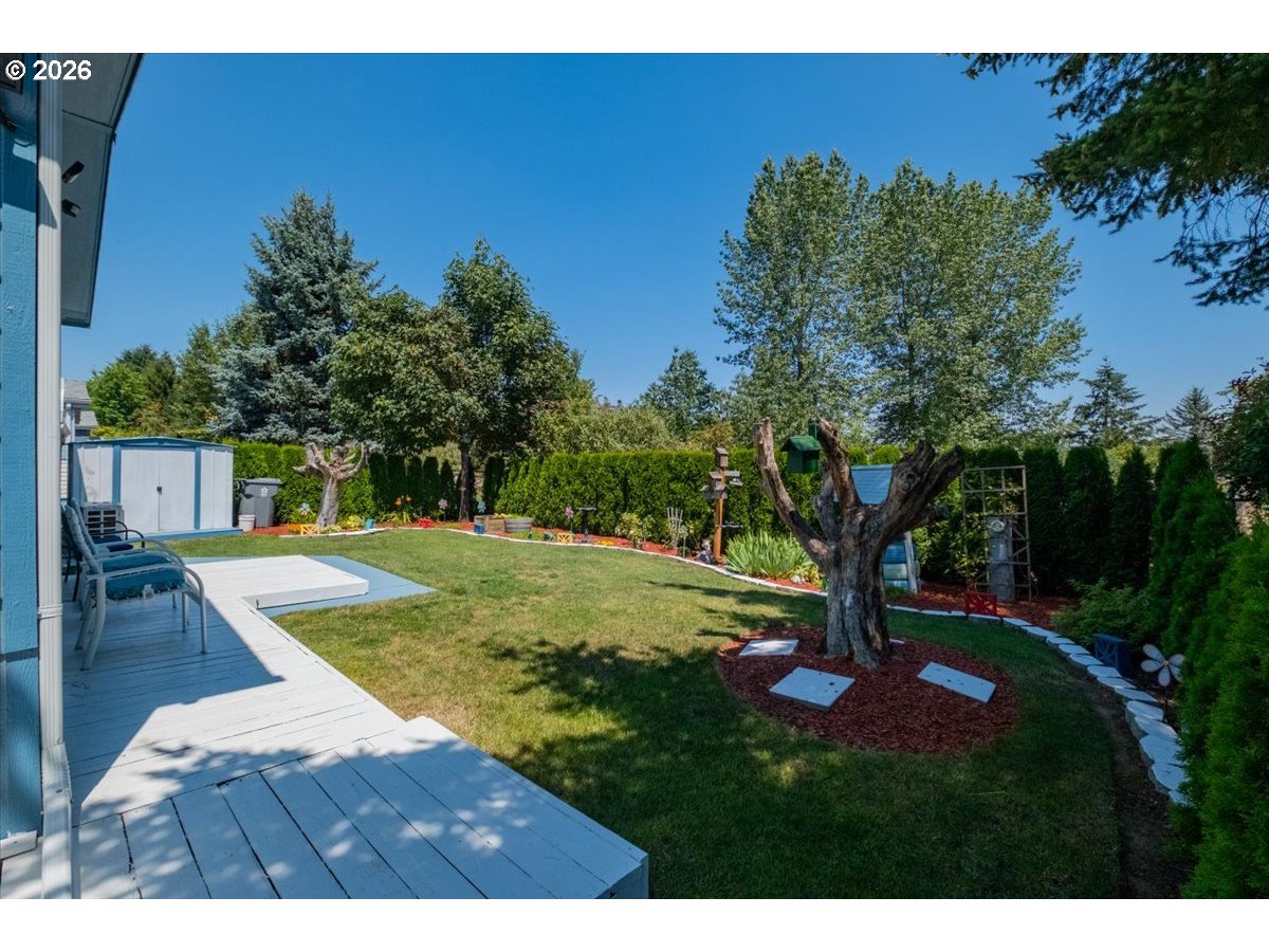 300 Se Lacreole Dr 212 Property Photo 36