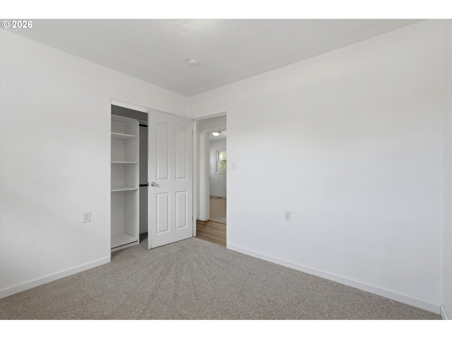 722 Elm St Property Photo 16