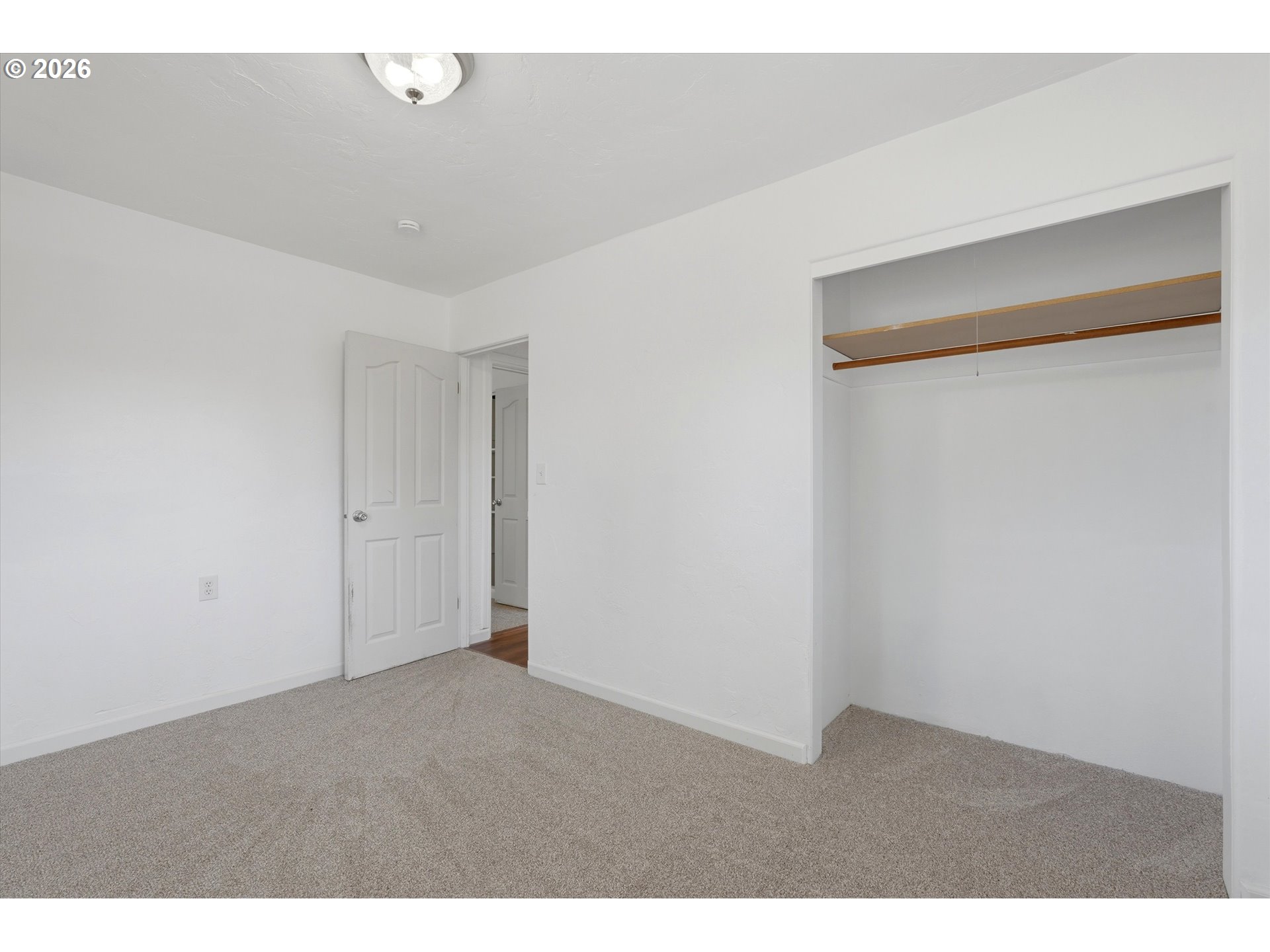 722 Elm St Property Photo 18