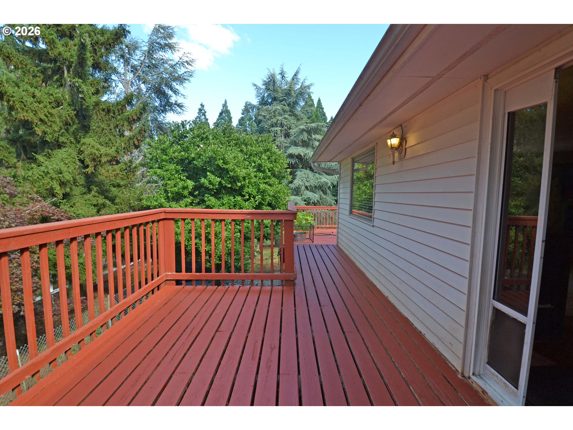6962 Macleay Rd Se Property Photo 11