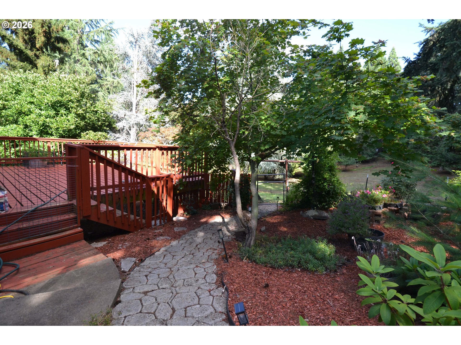 6962 Macleay Rd Se Property Photo 14