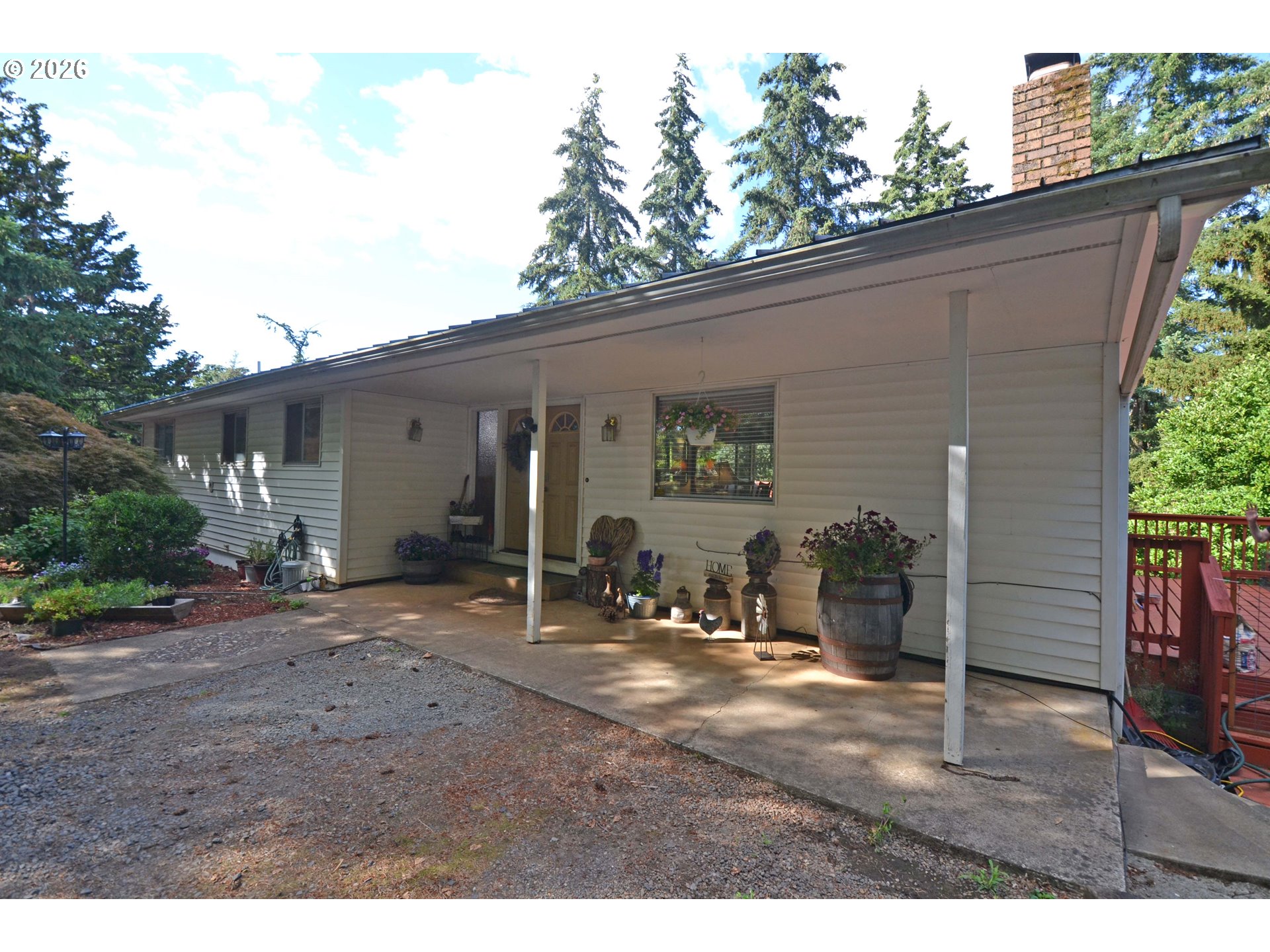 6962 Macleay Rd Se Property Photo 17