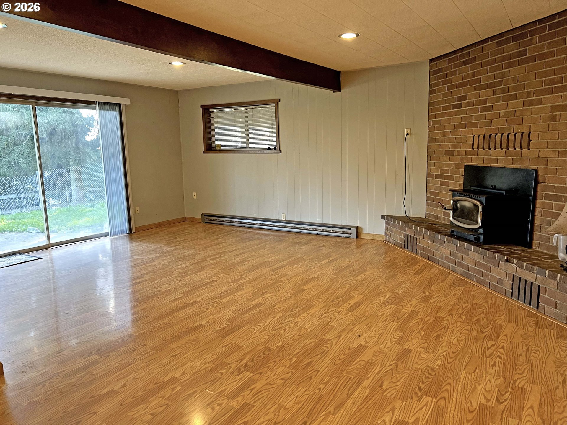 6962 Macleay Rd Se Property Photo 28