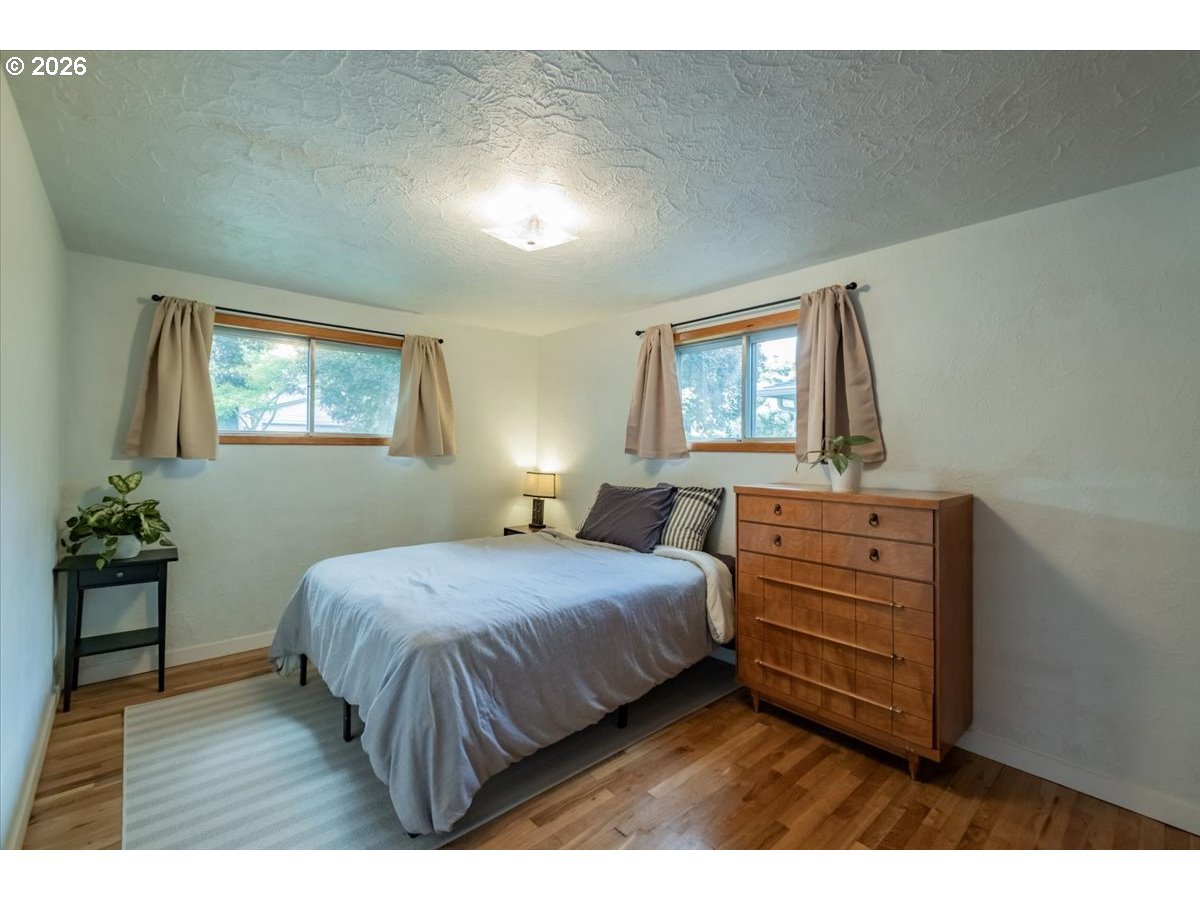 4472 Coloma Dr Se Property Photo 11