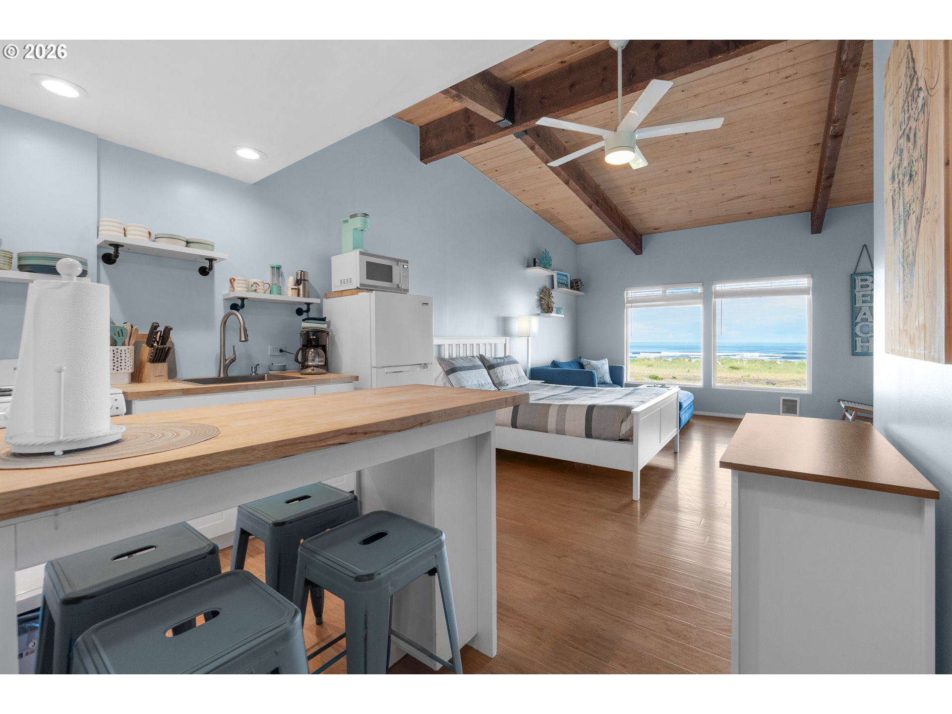2316 Beach Dr 157 Property Photo 4