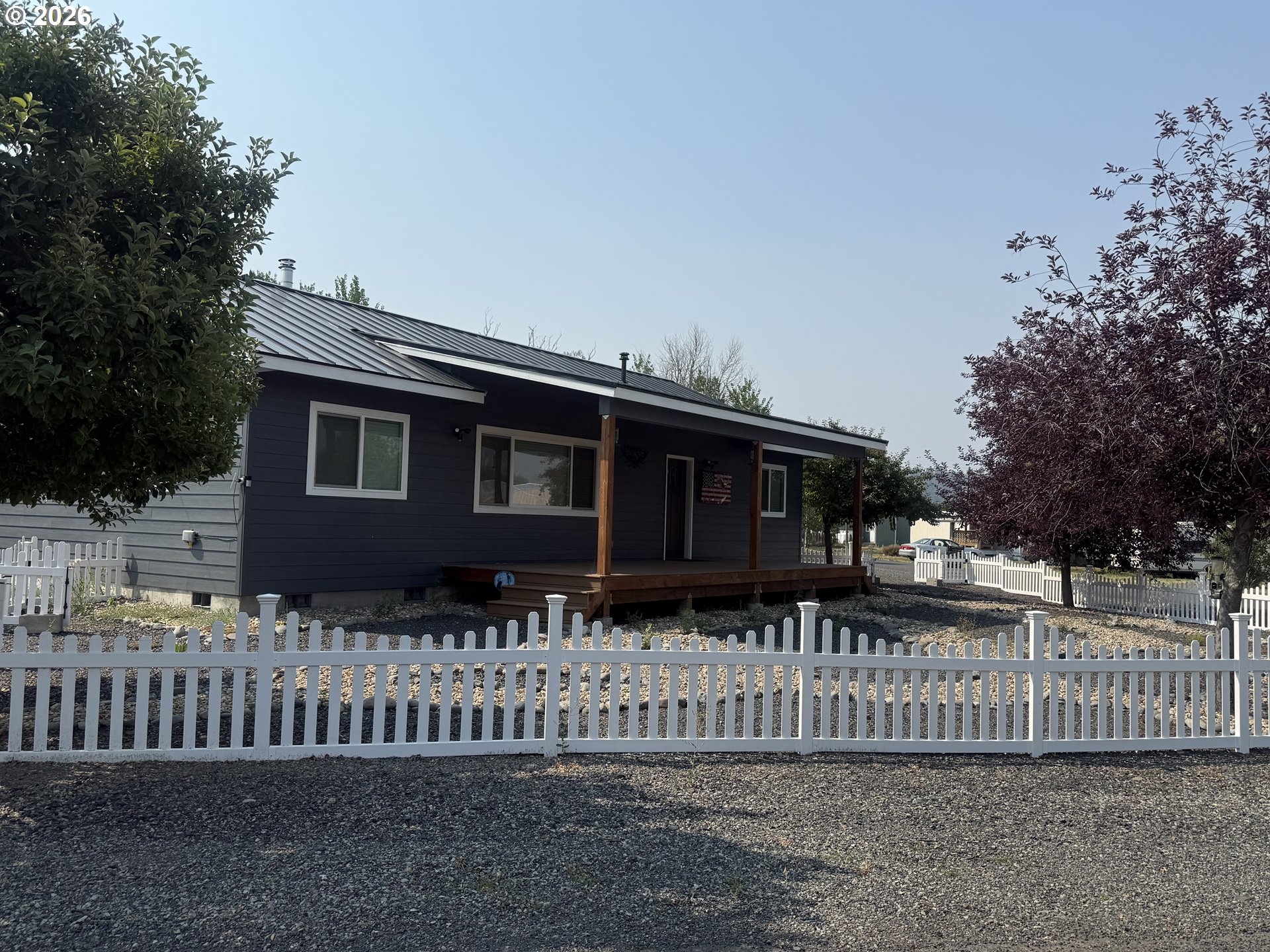 216 B Ave Property Photo 1