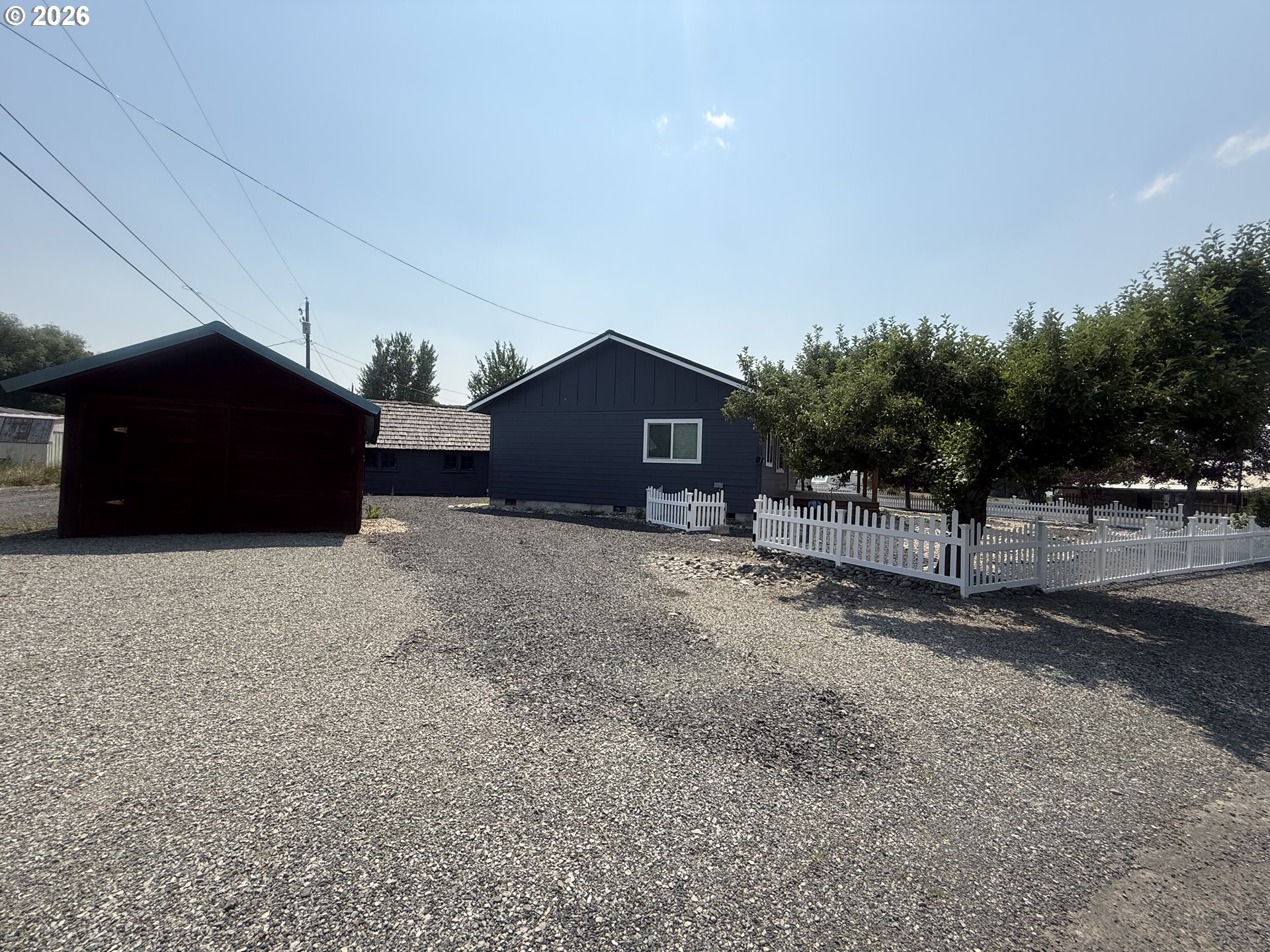 216 B Ave Property Photo 2