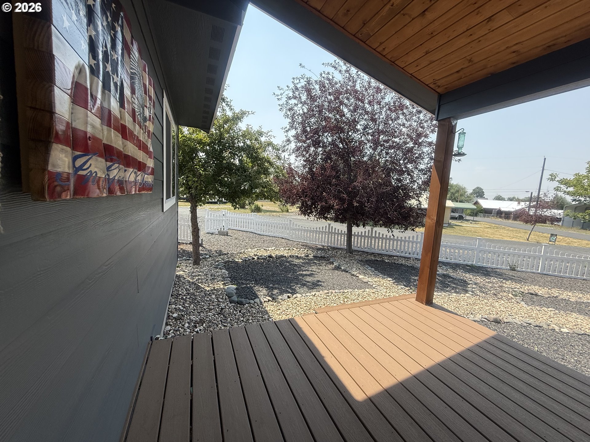 216 B Ave Property Photo 6