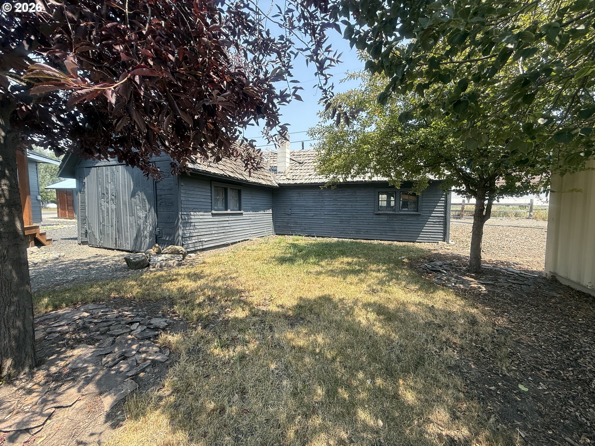 216 B Ave Property Photo 9