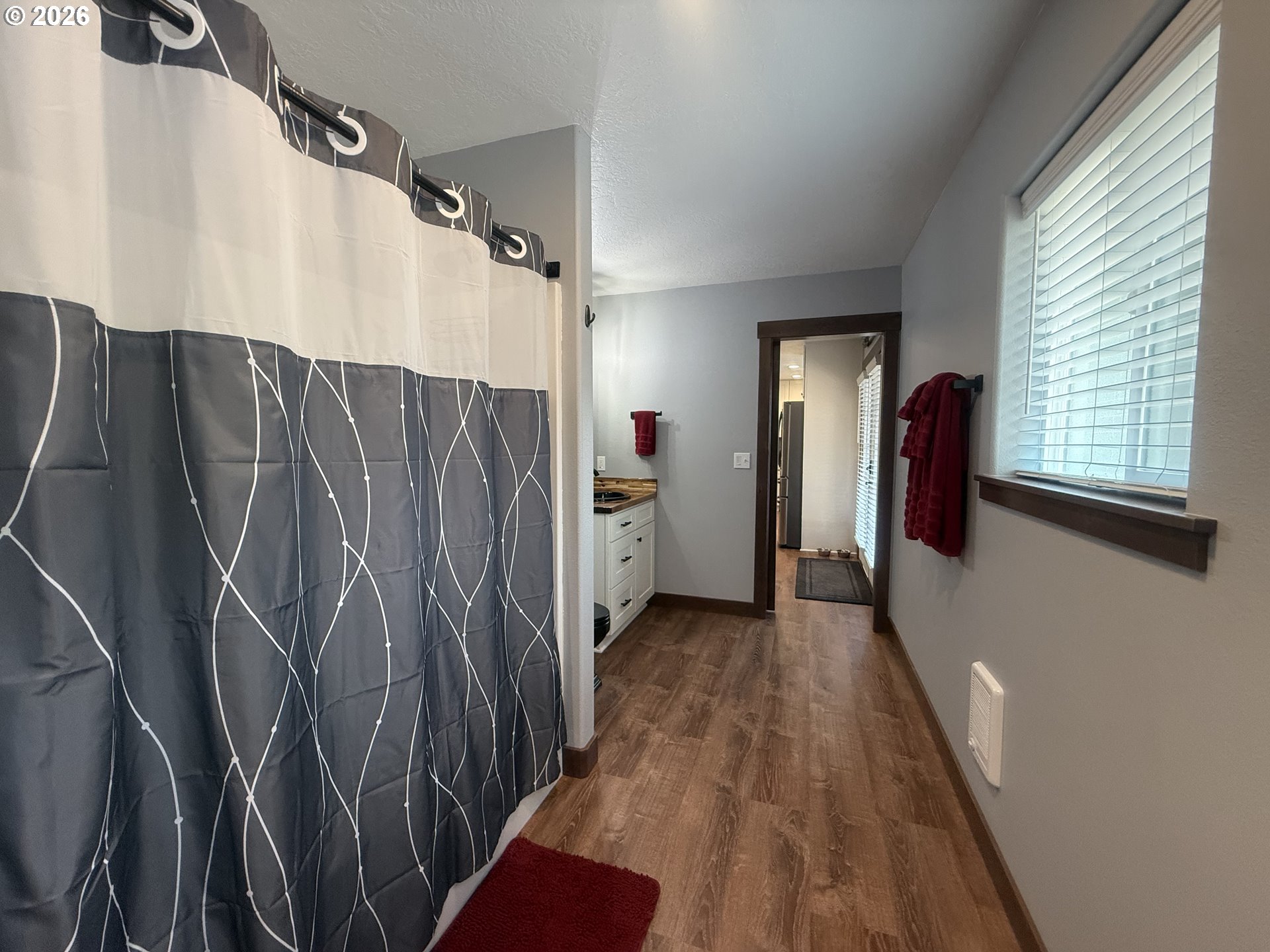 216 B Ave Property Photo 17