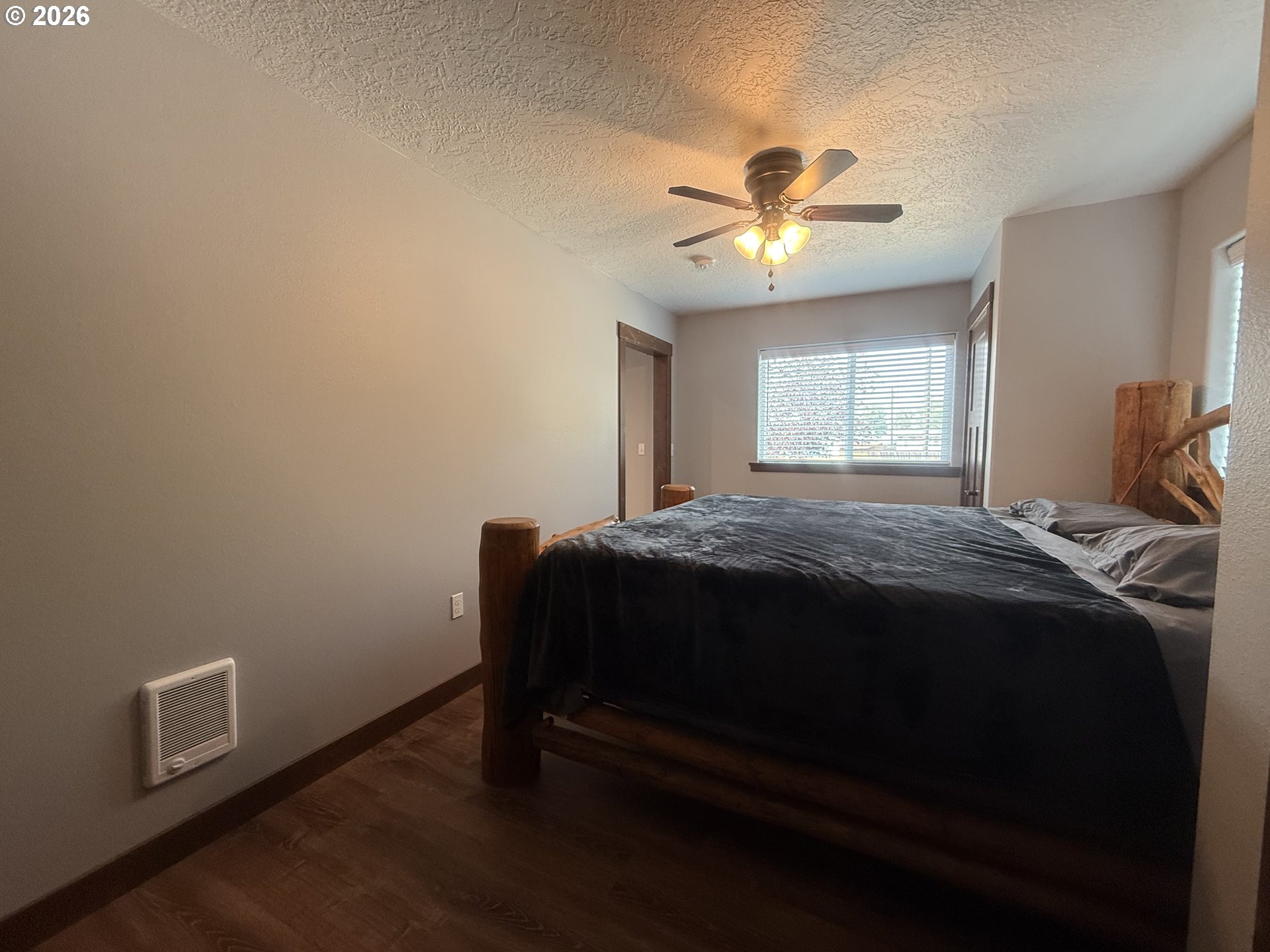 216 B Ave Property Photo 25