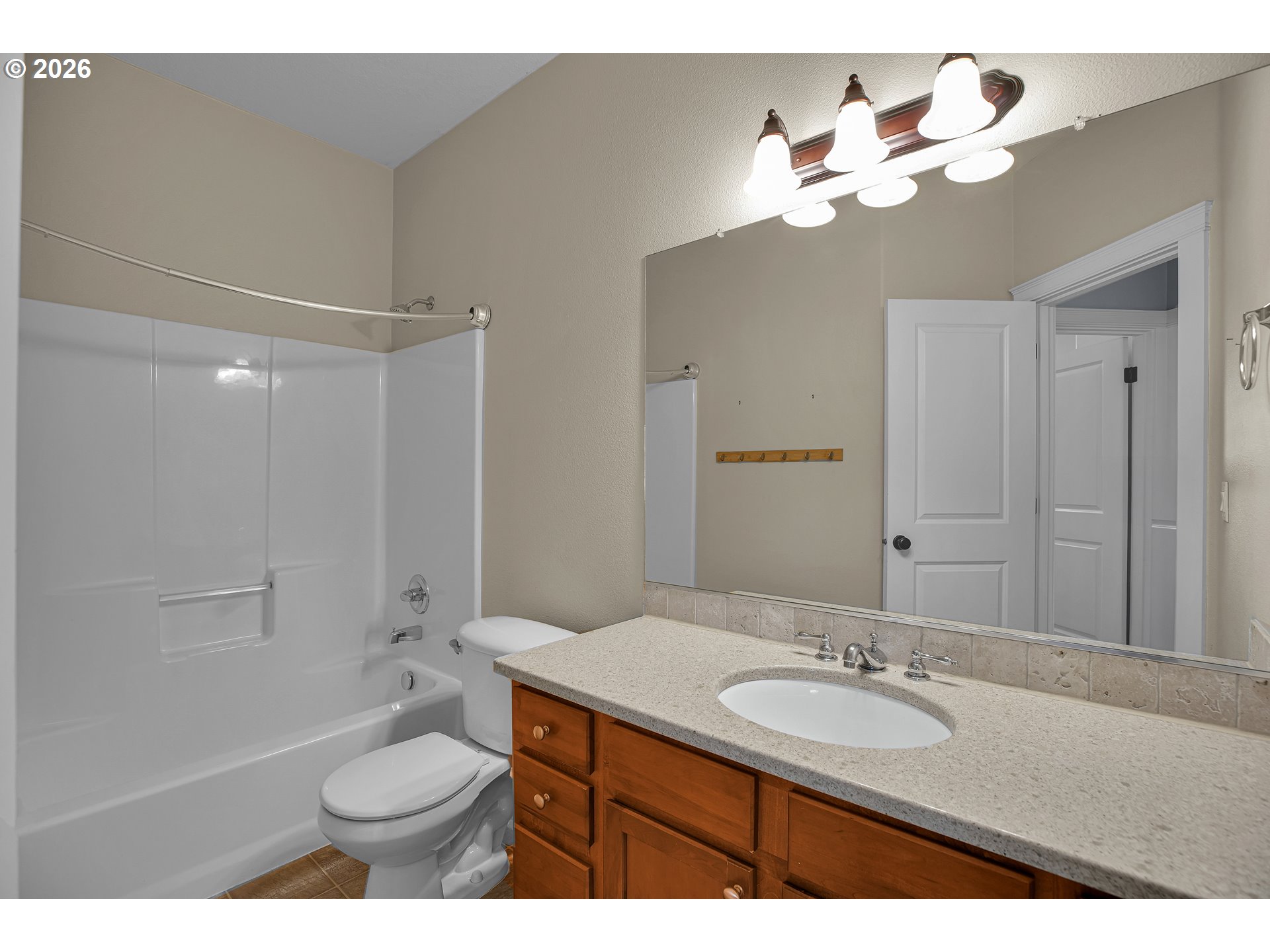 716 Eric Dr Property Photo 22