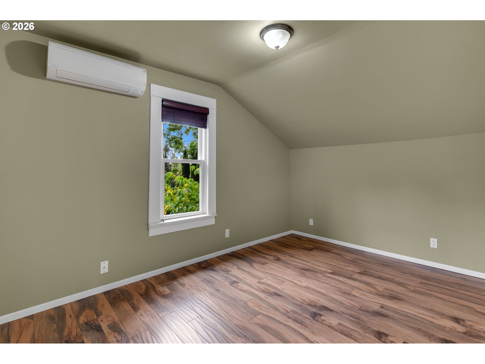 2225 N Humboldt St Property Photo 22