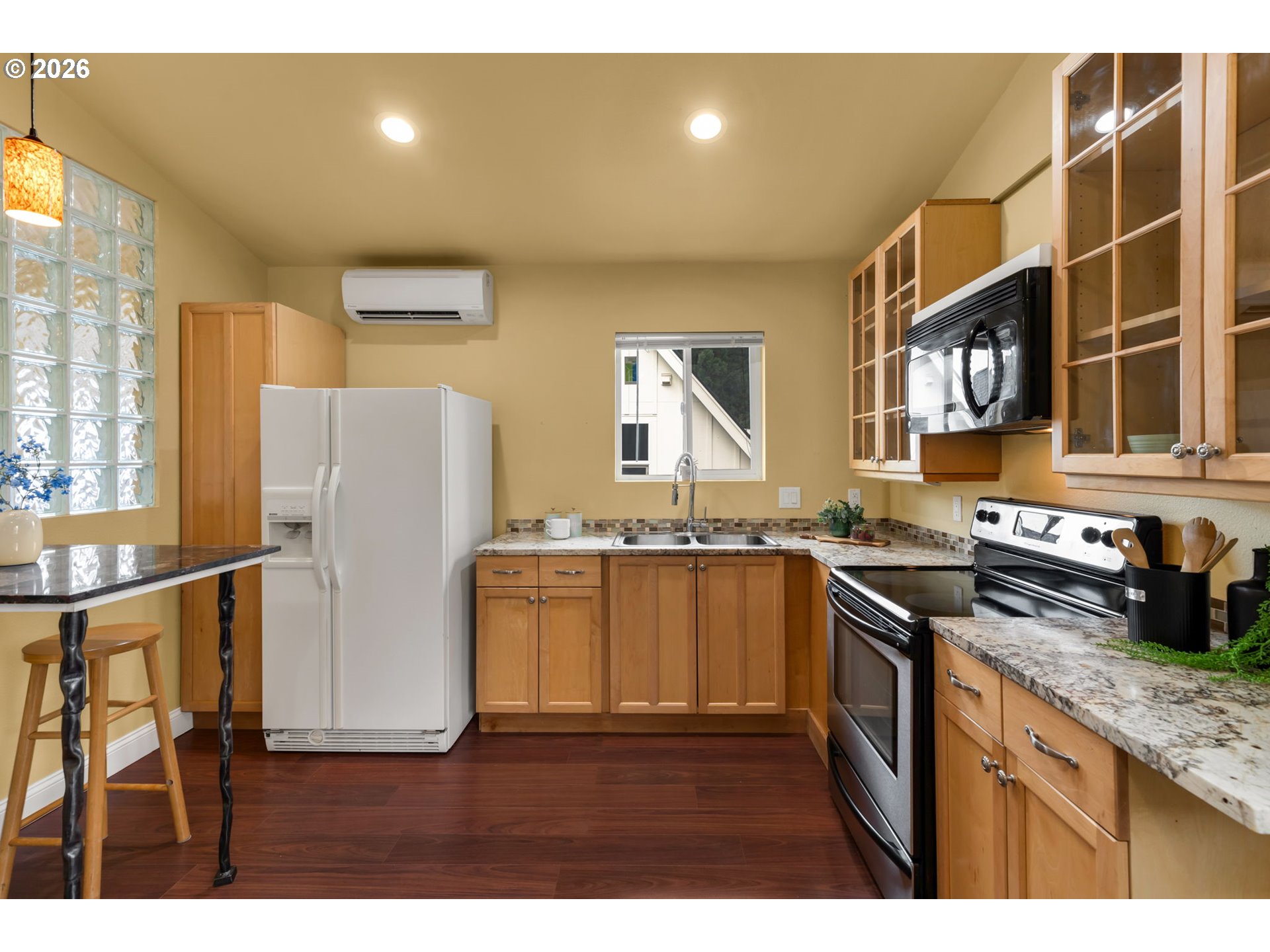 2225 N Humboldt St Property Photo 36