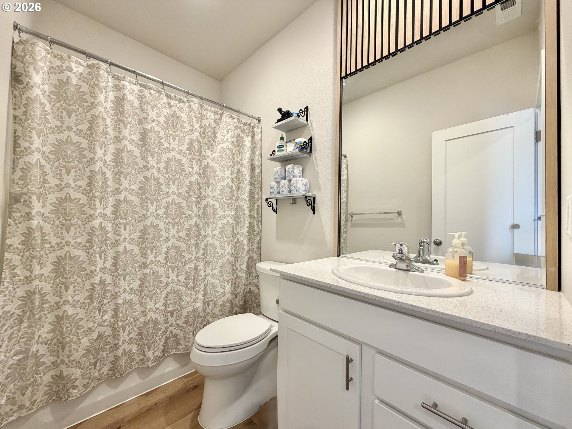 438 Greencrest St Ne Property Photo 28