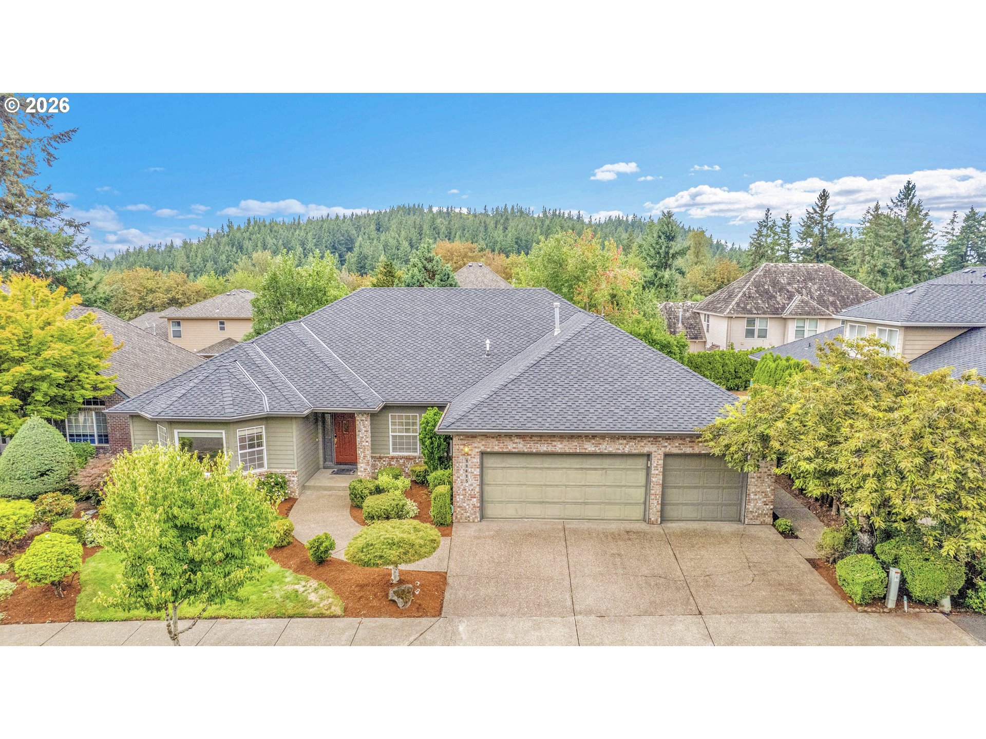 11415 Se Highland Loop Property Photo 1