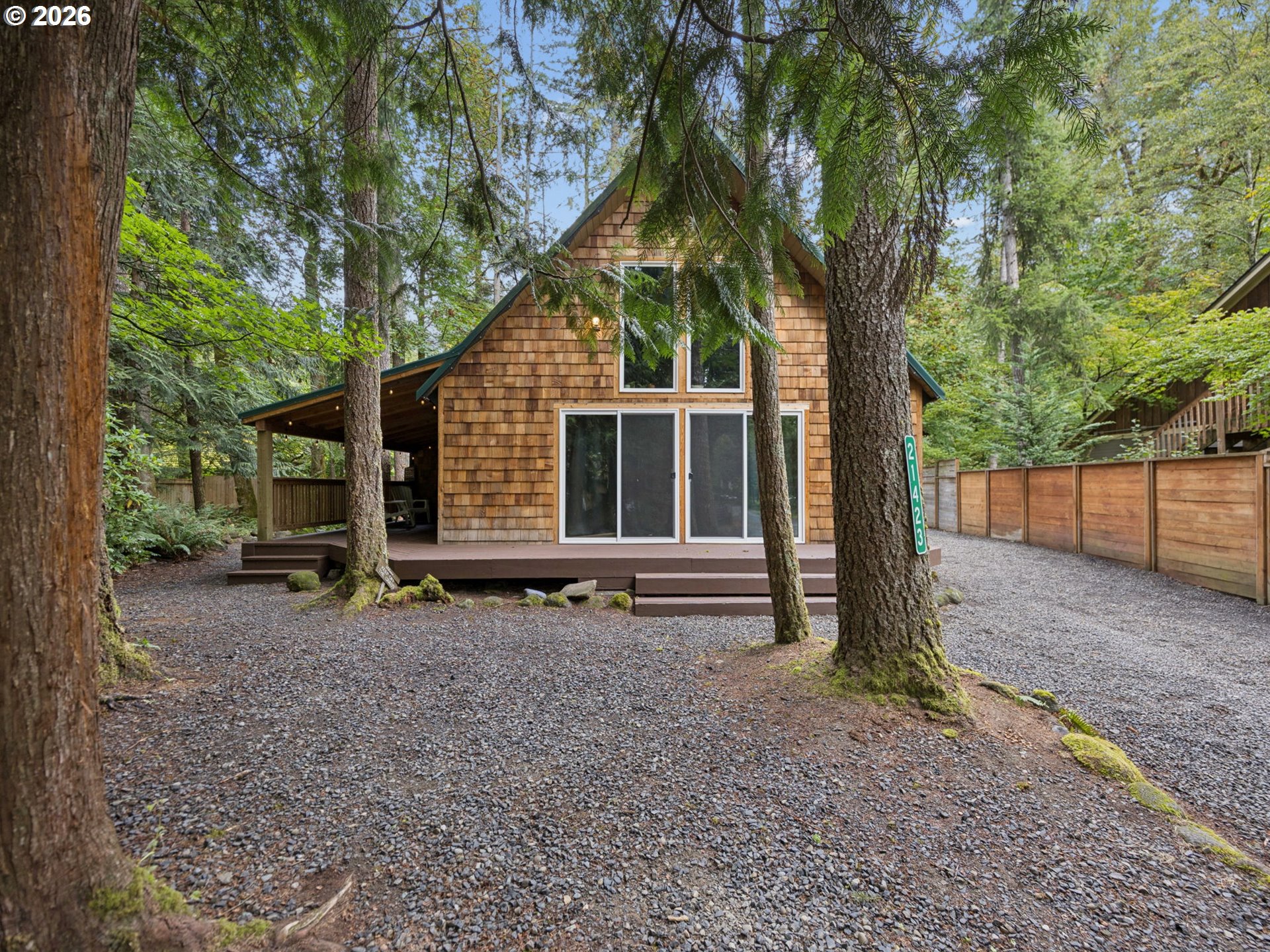 21423 E Meadow Crest Dr Property Photo 3