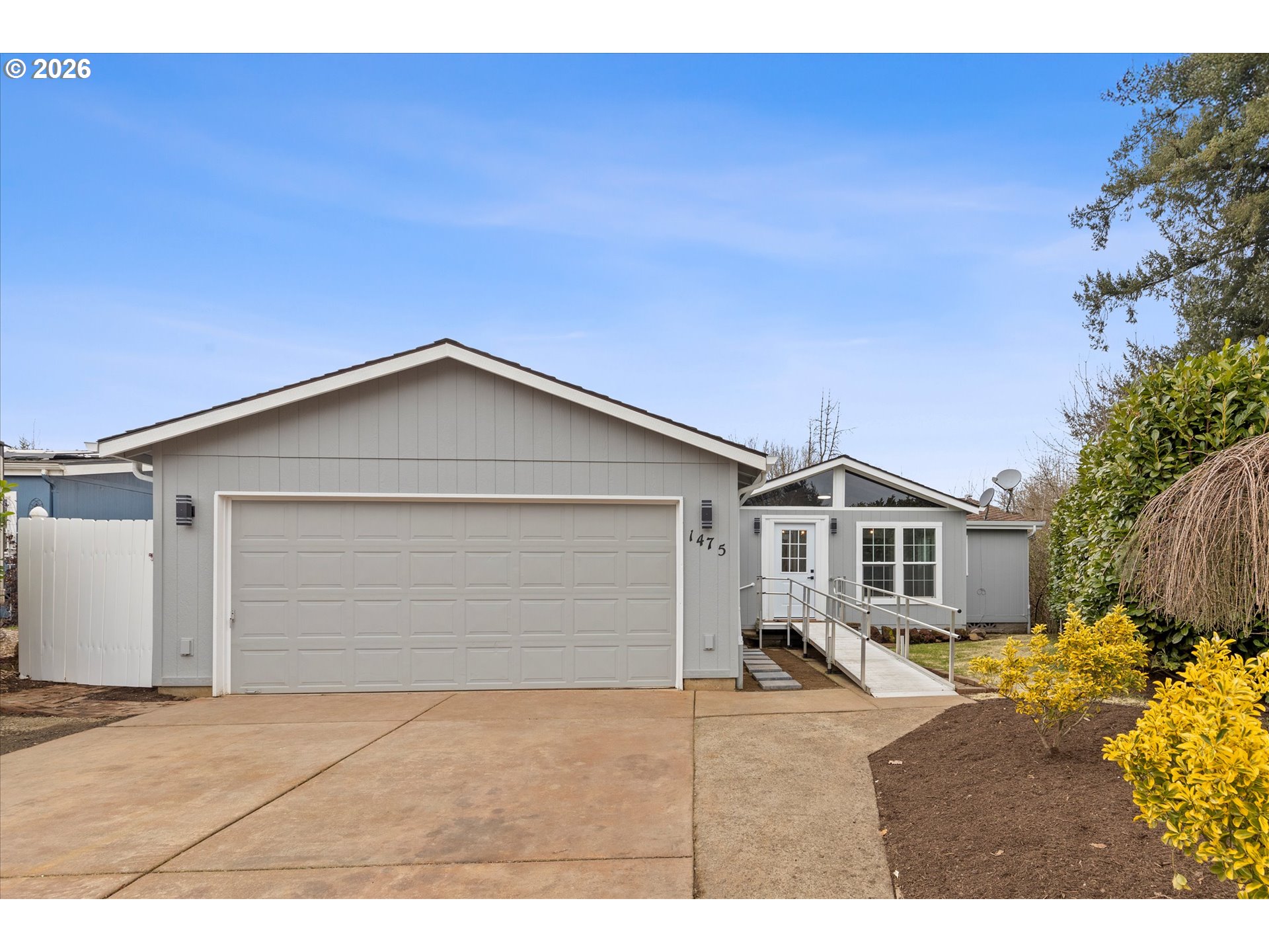 1475 Abbey Ln Property Photo 1