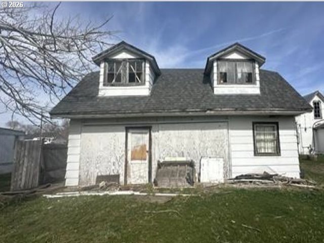 968 S 1st St Property Photo 3
