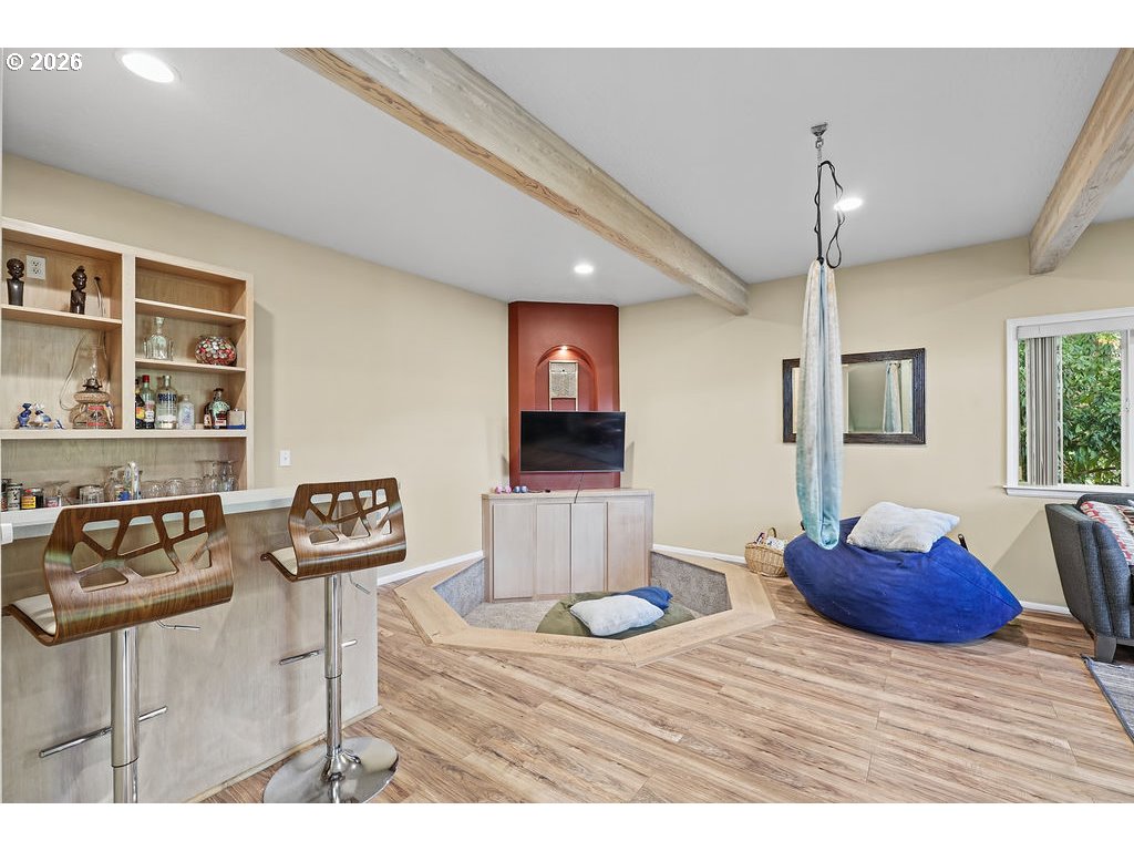 4245 Bent Tree Ln Property Photo 5