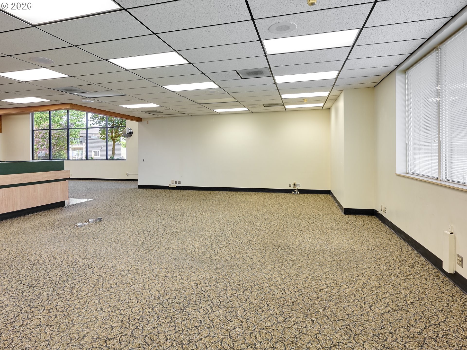 200 Center Ave Property Photo 20