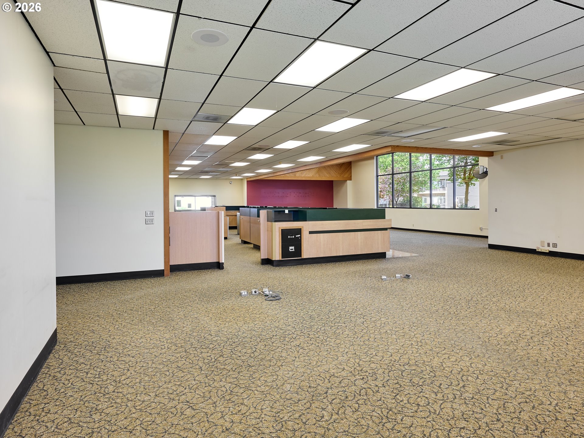200 Center Ave Property Photo 22