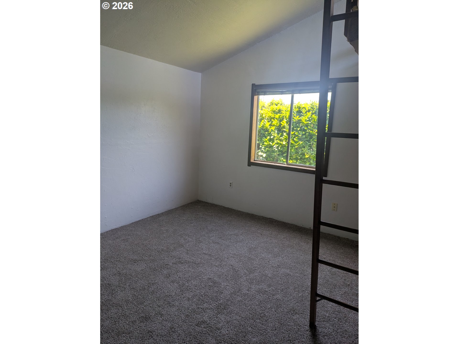 1116 7th St Property Photo 8